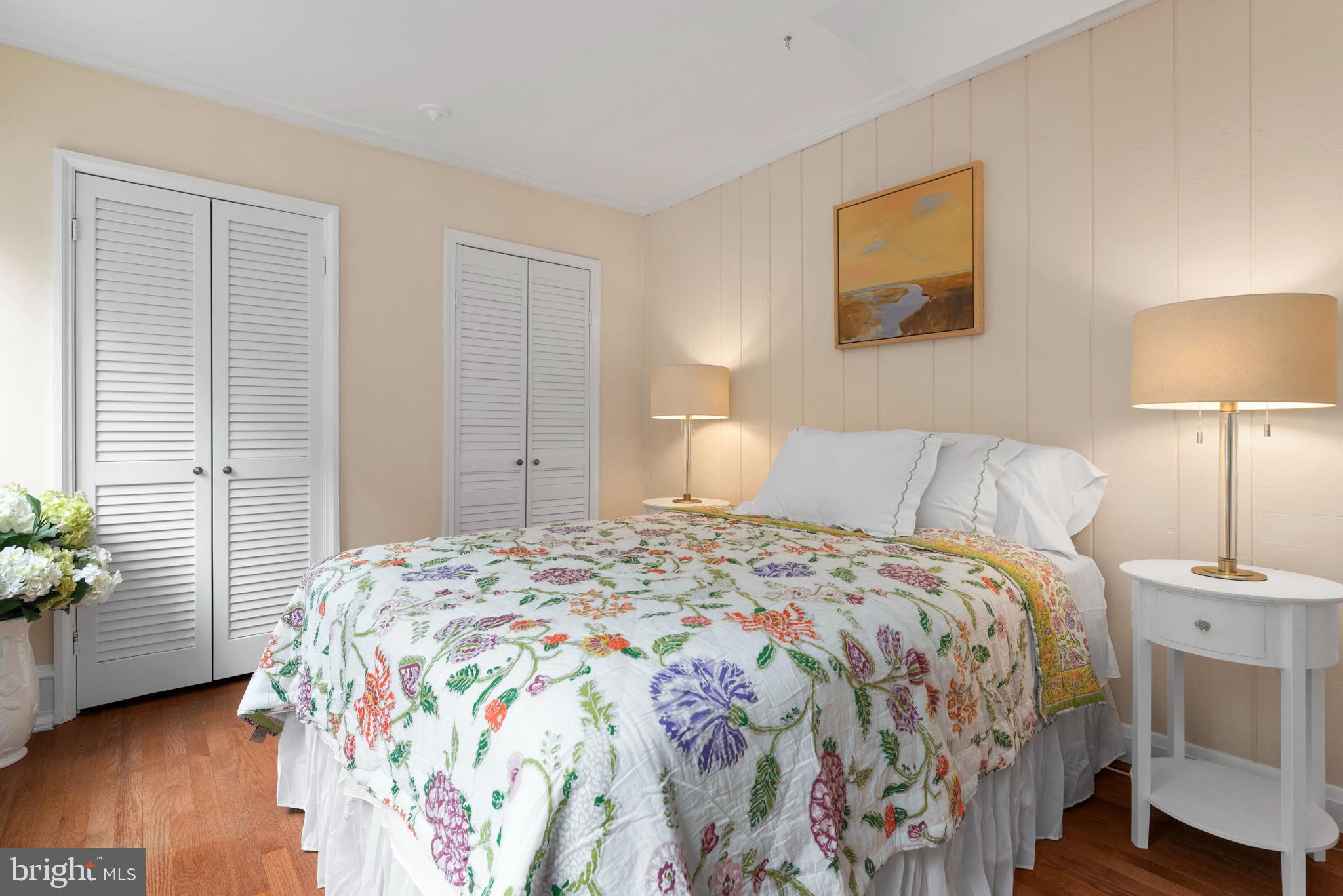 GIBSON ISLAND - Residential