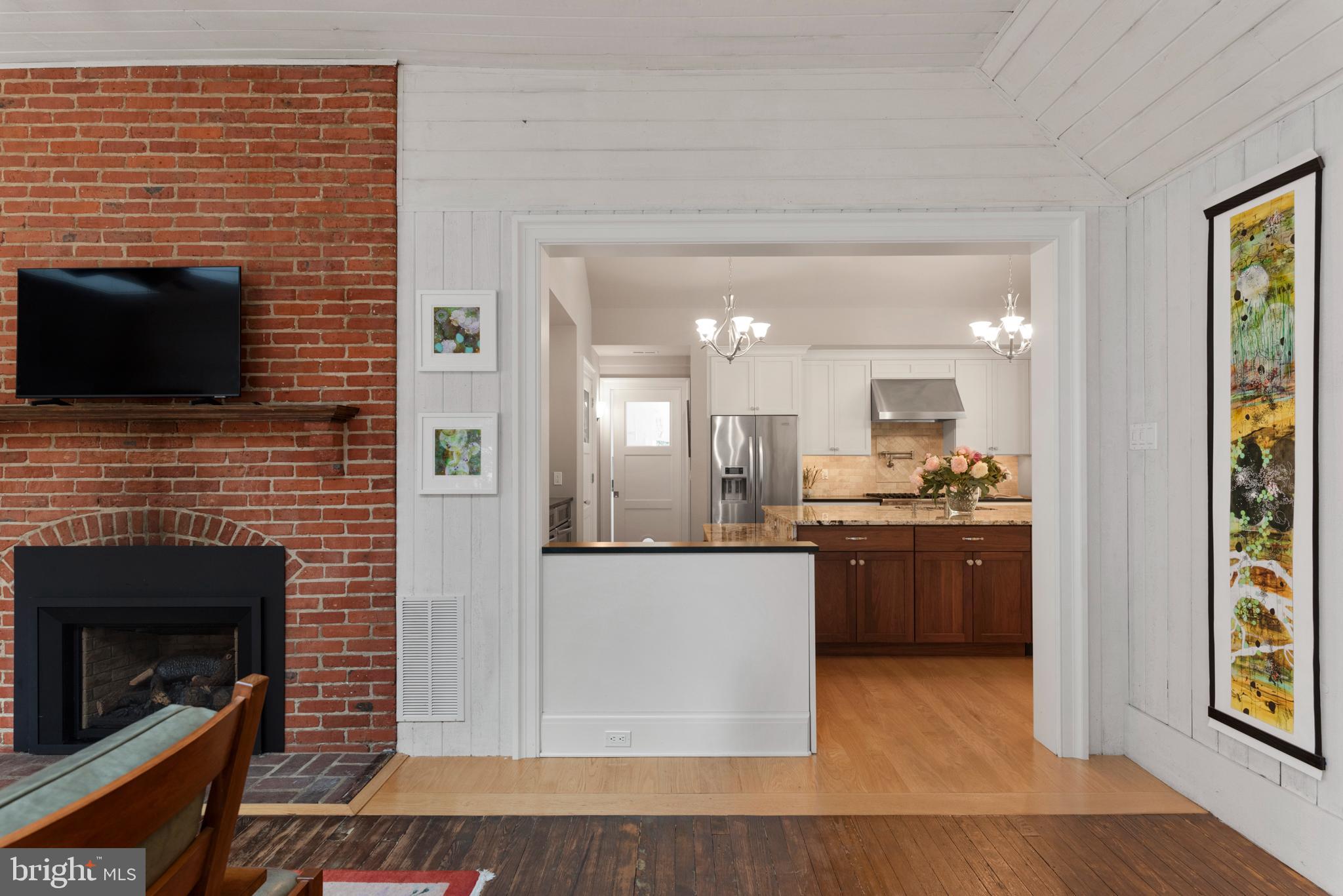 GIBSON ISLAND - Residential