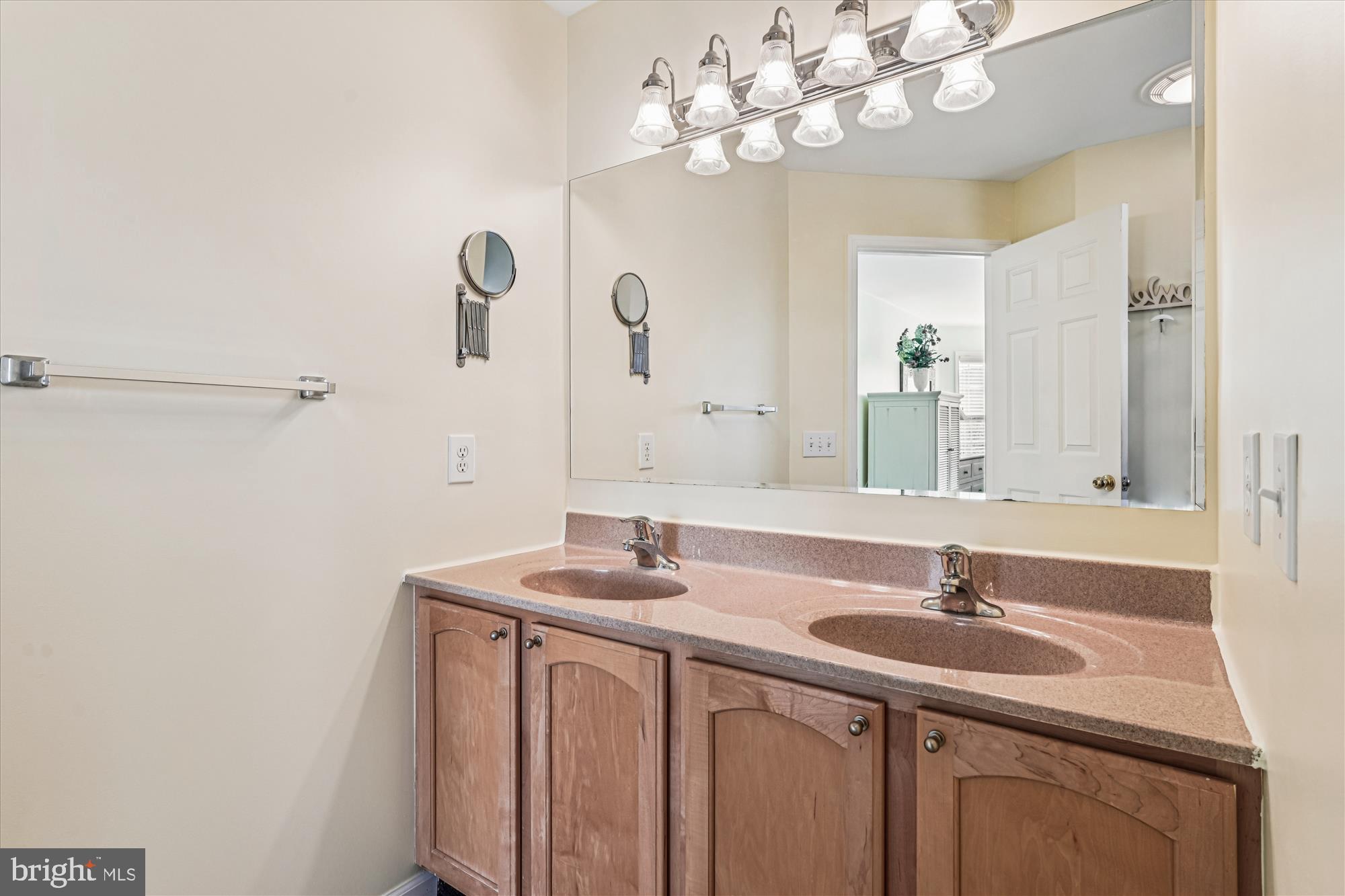 TURTLE WALK - Residential