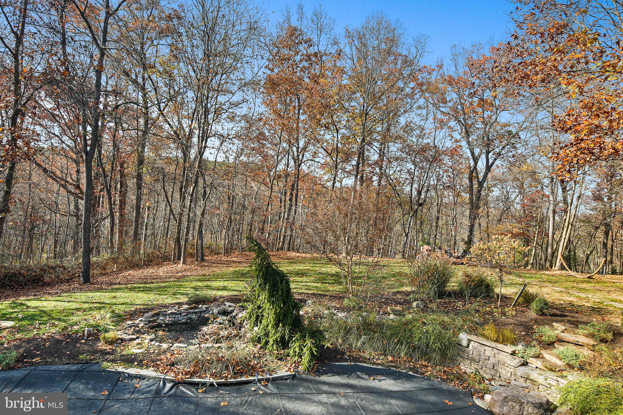 LAKE FOREST - Residential