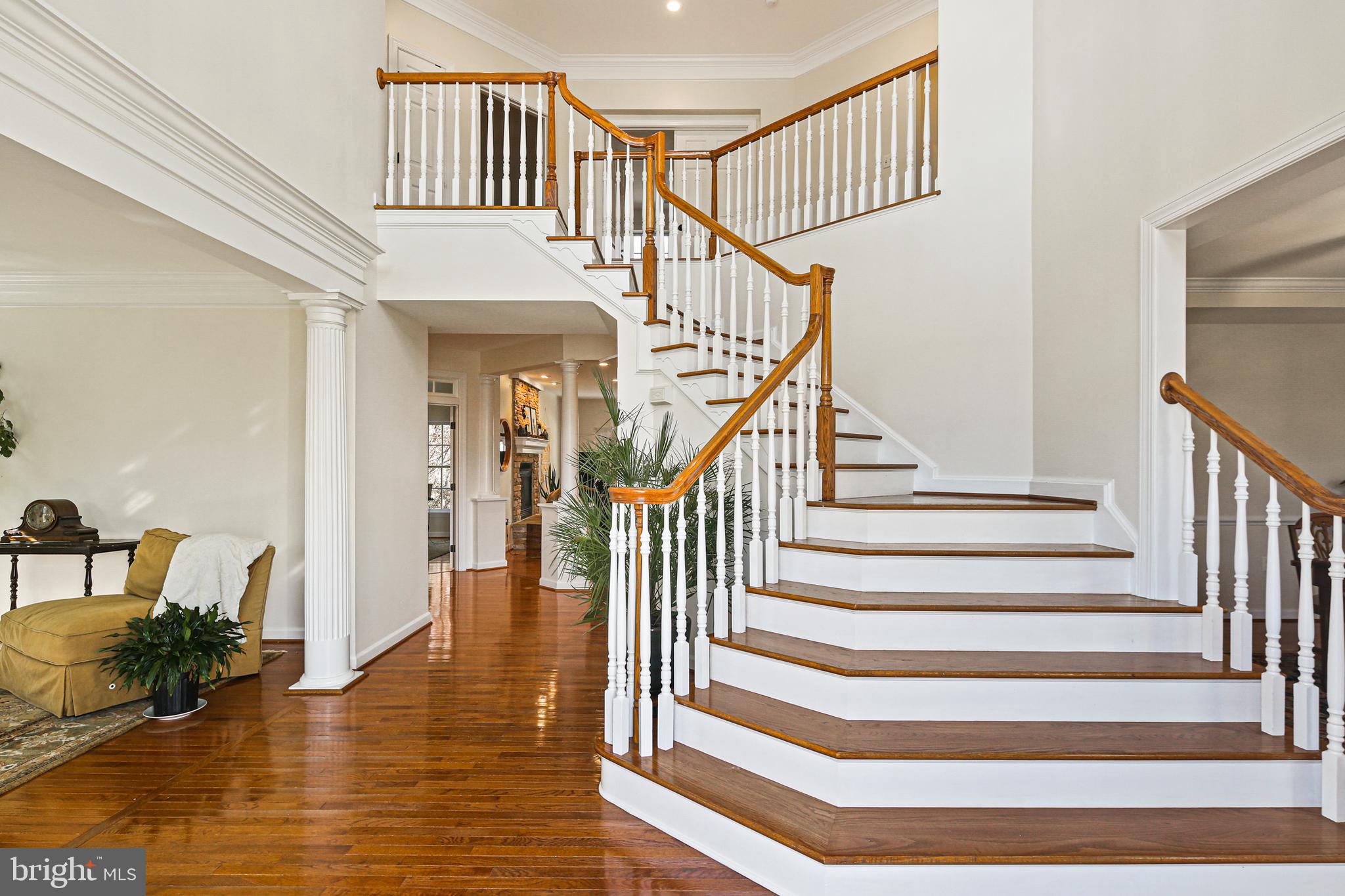 LAKE FOREST - Residential