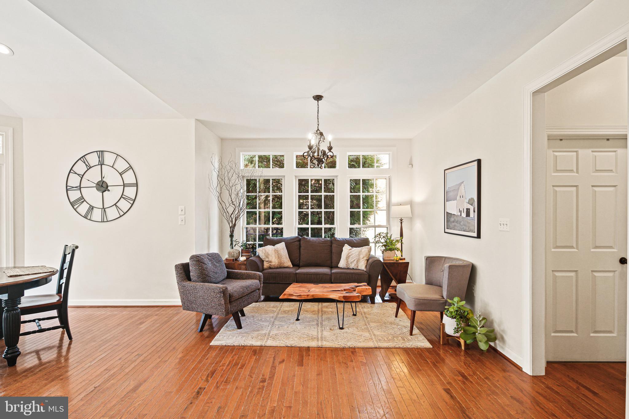 LAKE FOREST - Residential