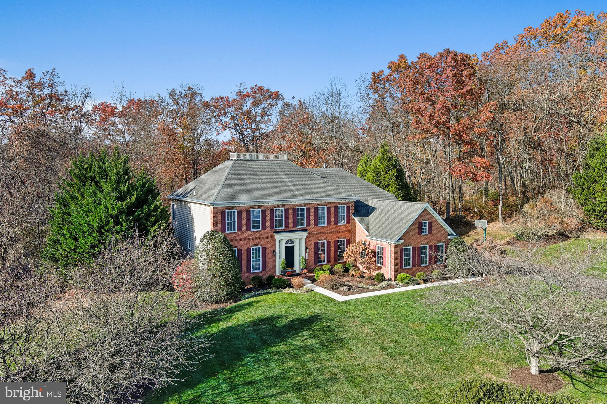 LAKE FOREST - Residential