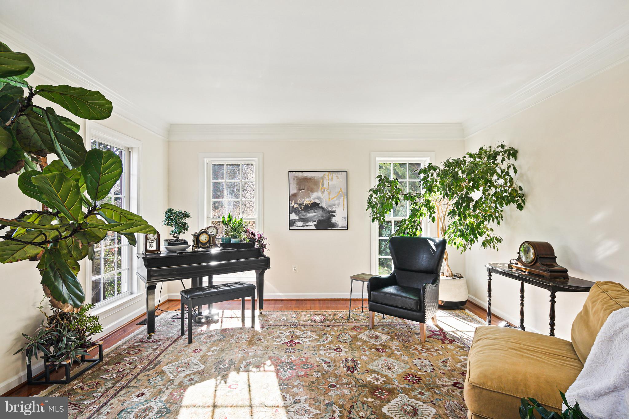 LAKE FOREST - Residential