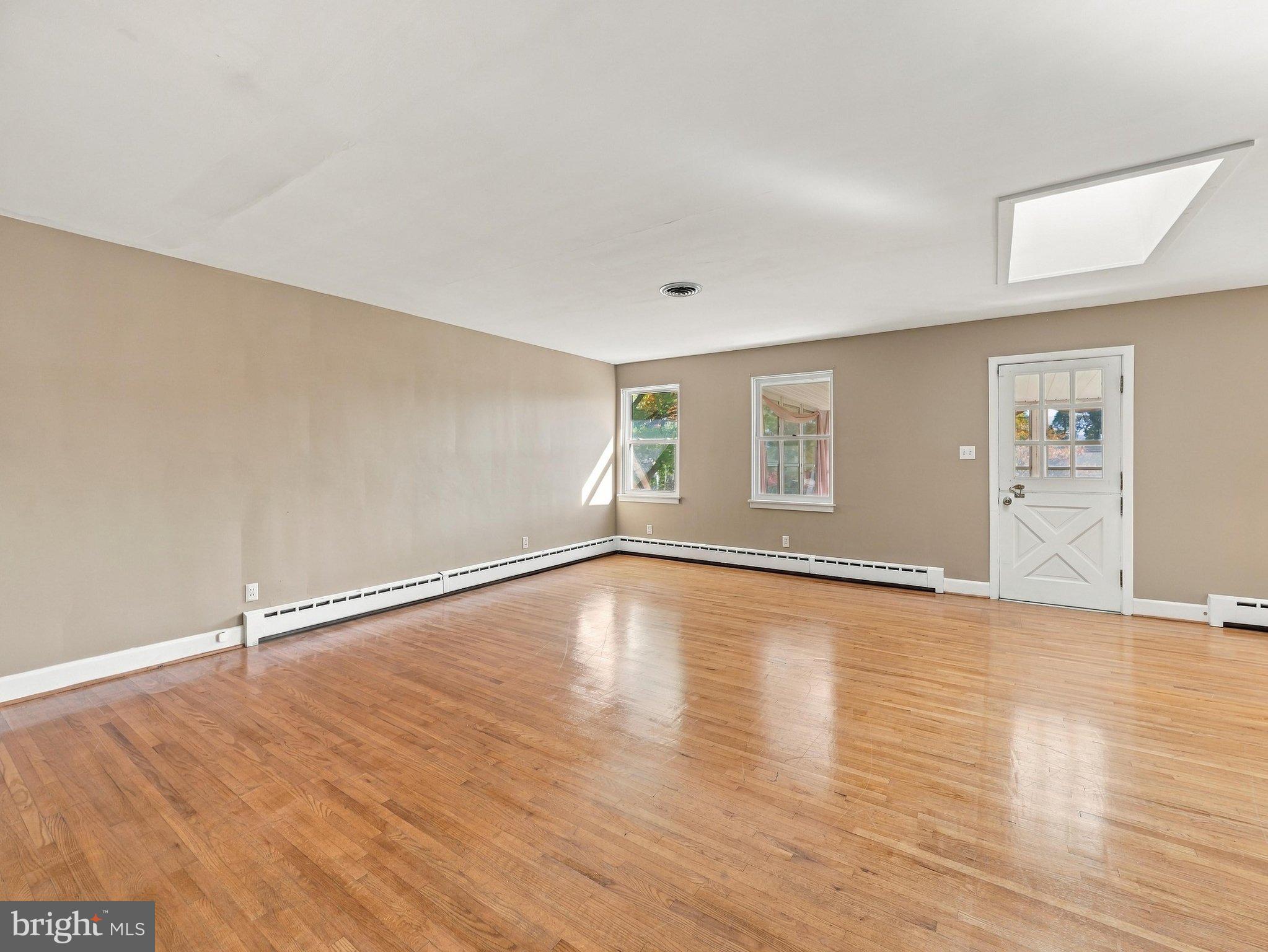 135 NORTHEAST AVENUE