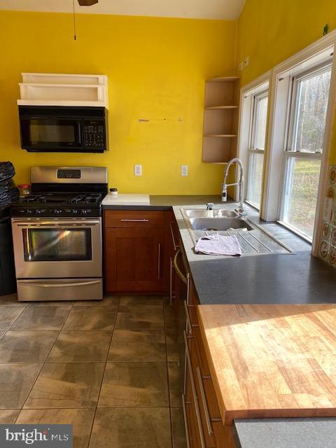 ABERDEEN HILLS - Residential