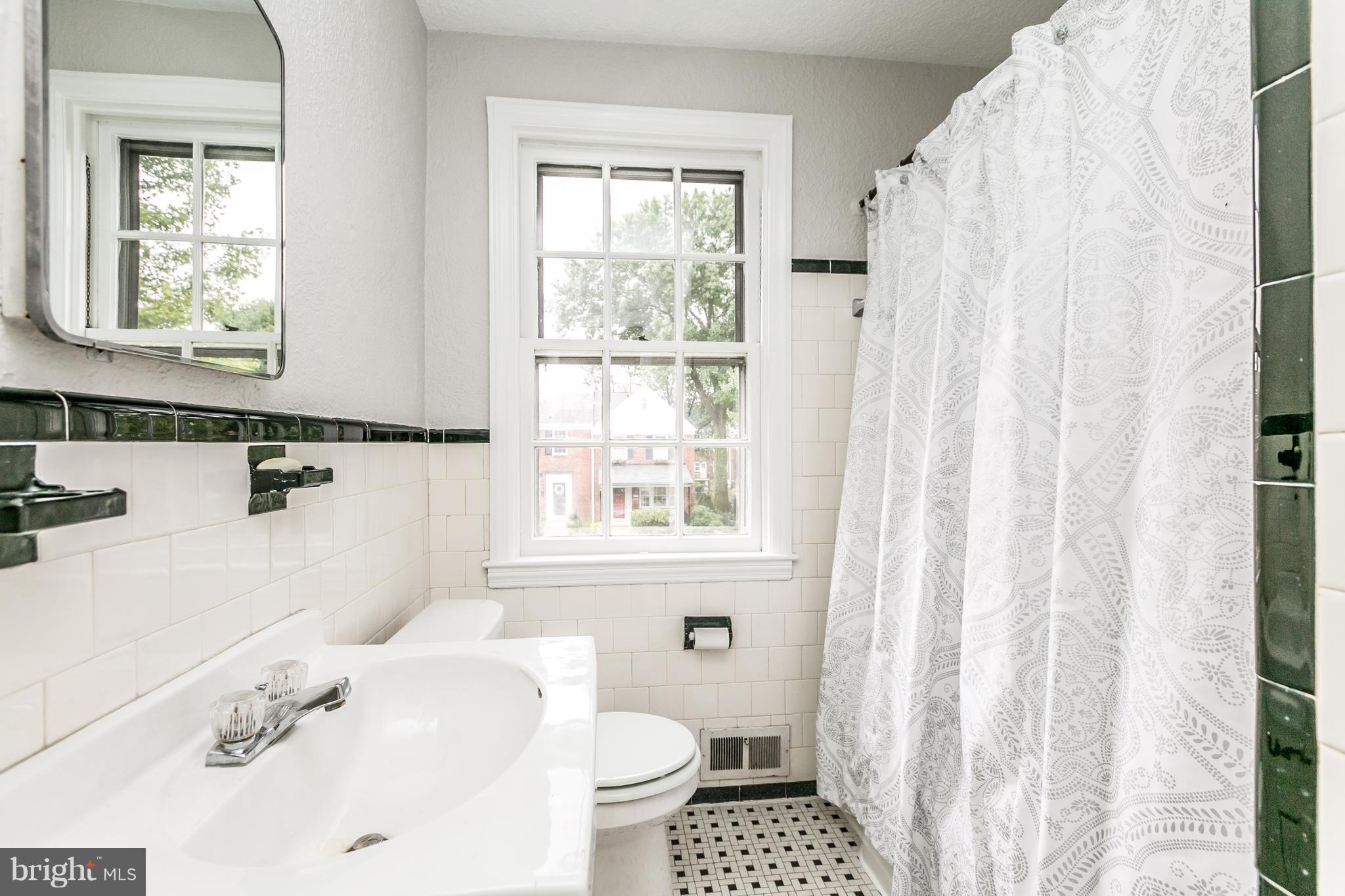 RODGERS FORGE - Residential Lease