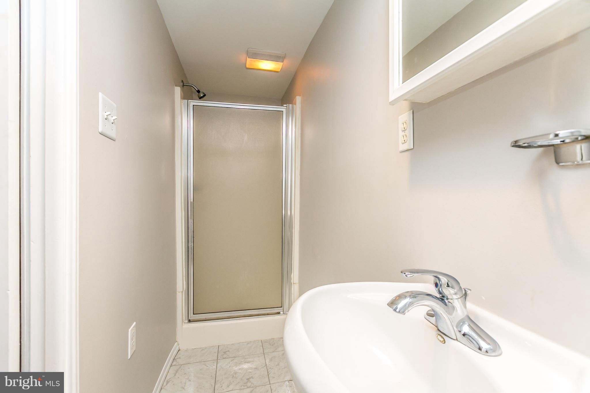 RODGERS FORGE - Residential Lease