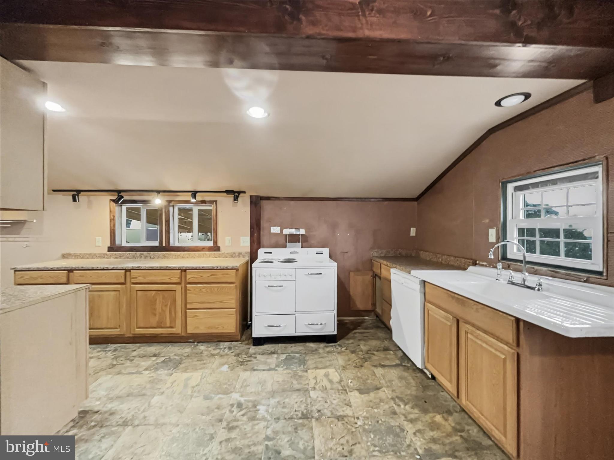 LEWISTOWN BORO - Residential