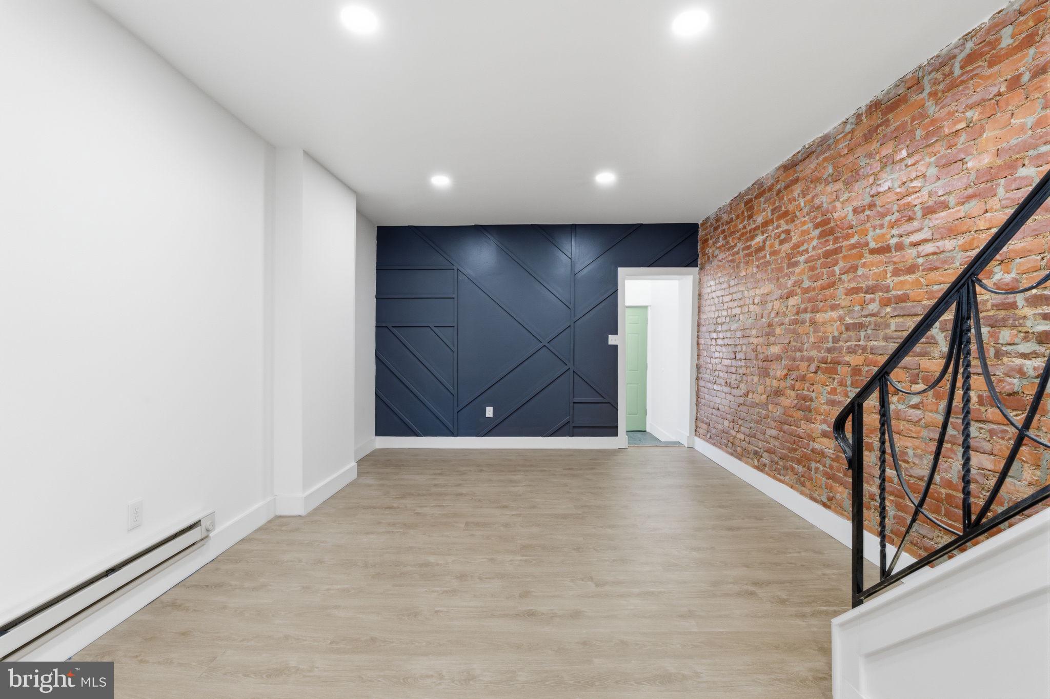 KENSINGTON - Residential