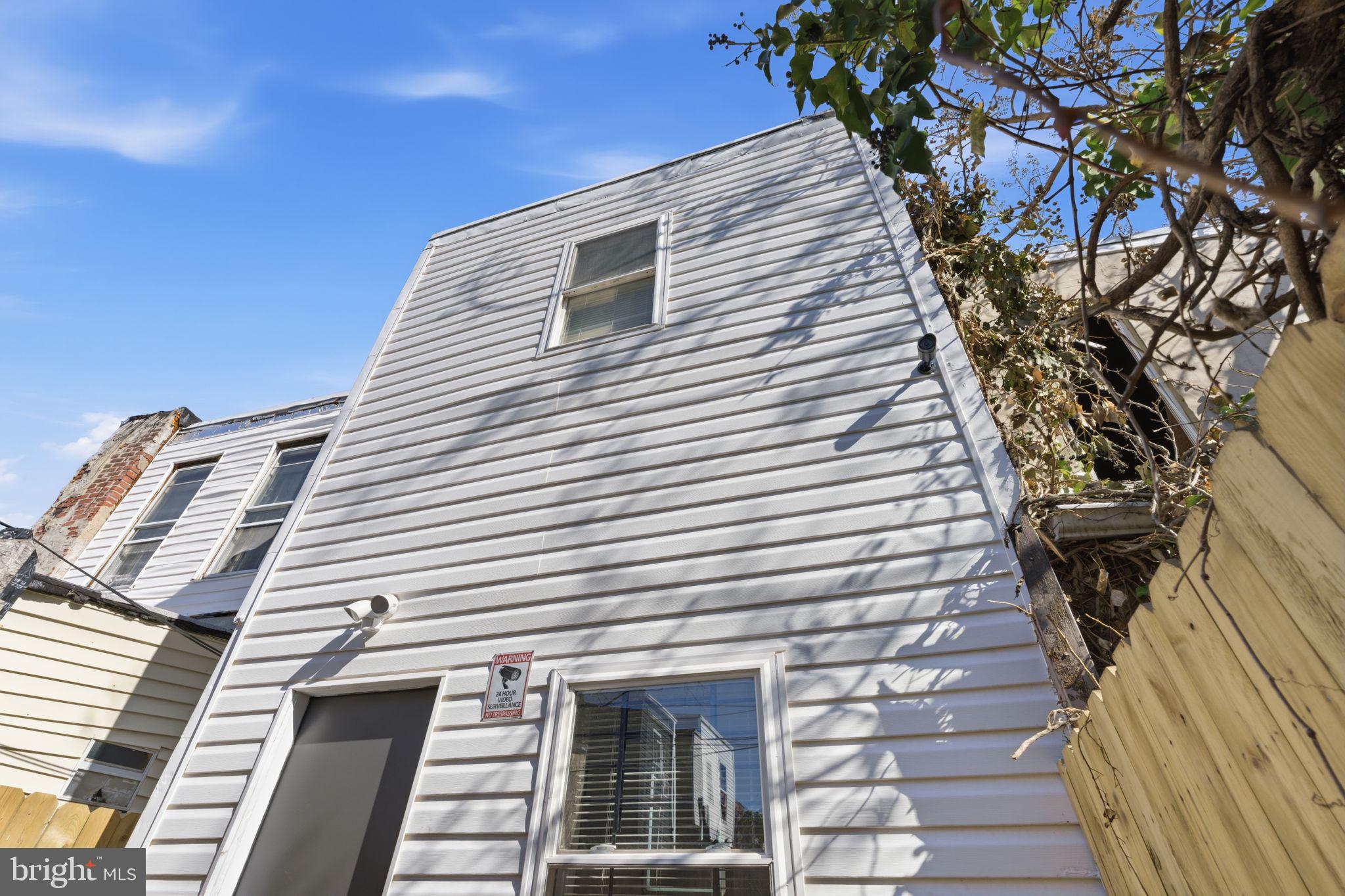 KENSINGTON - Residential