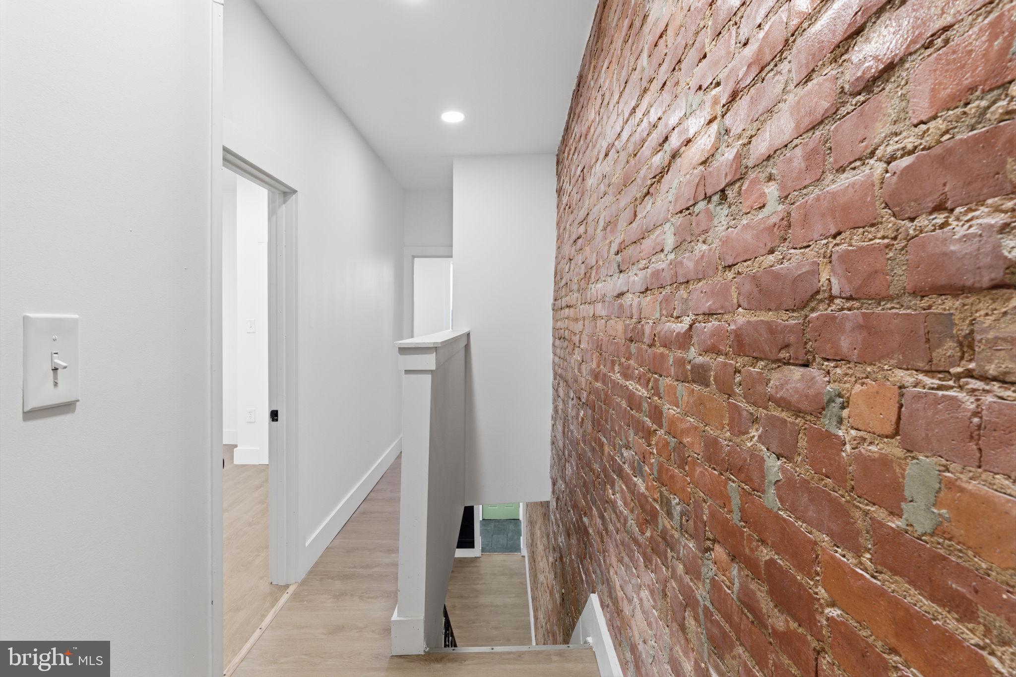 KENSINGTON - Residential