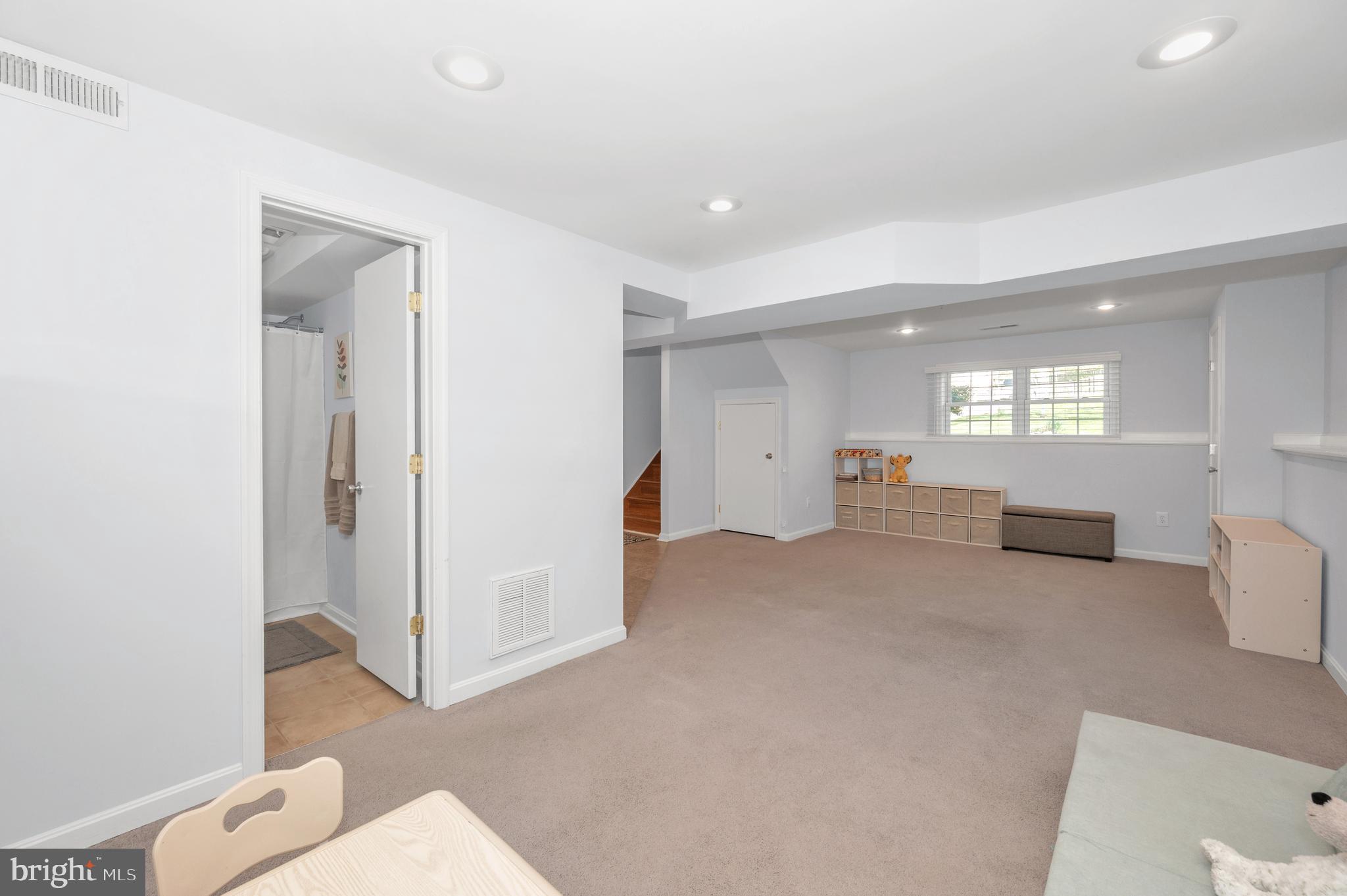 BRUNSWICK - Residential