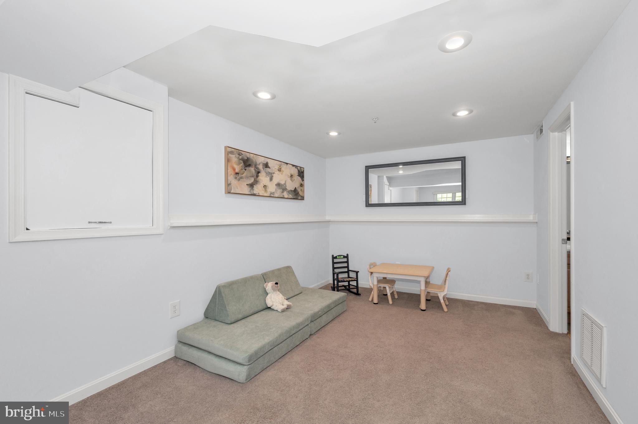 BRUNSWICK - Residential