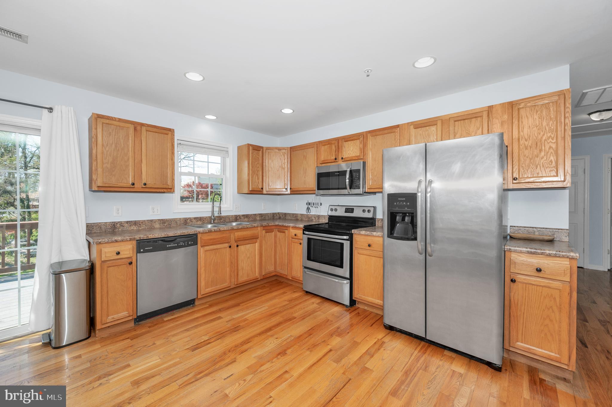 BRUNSWICK - Residential