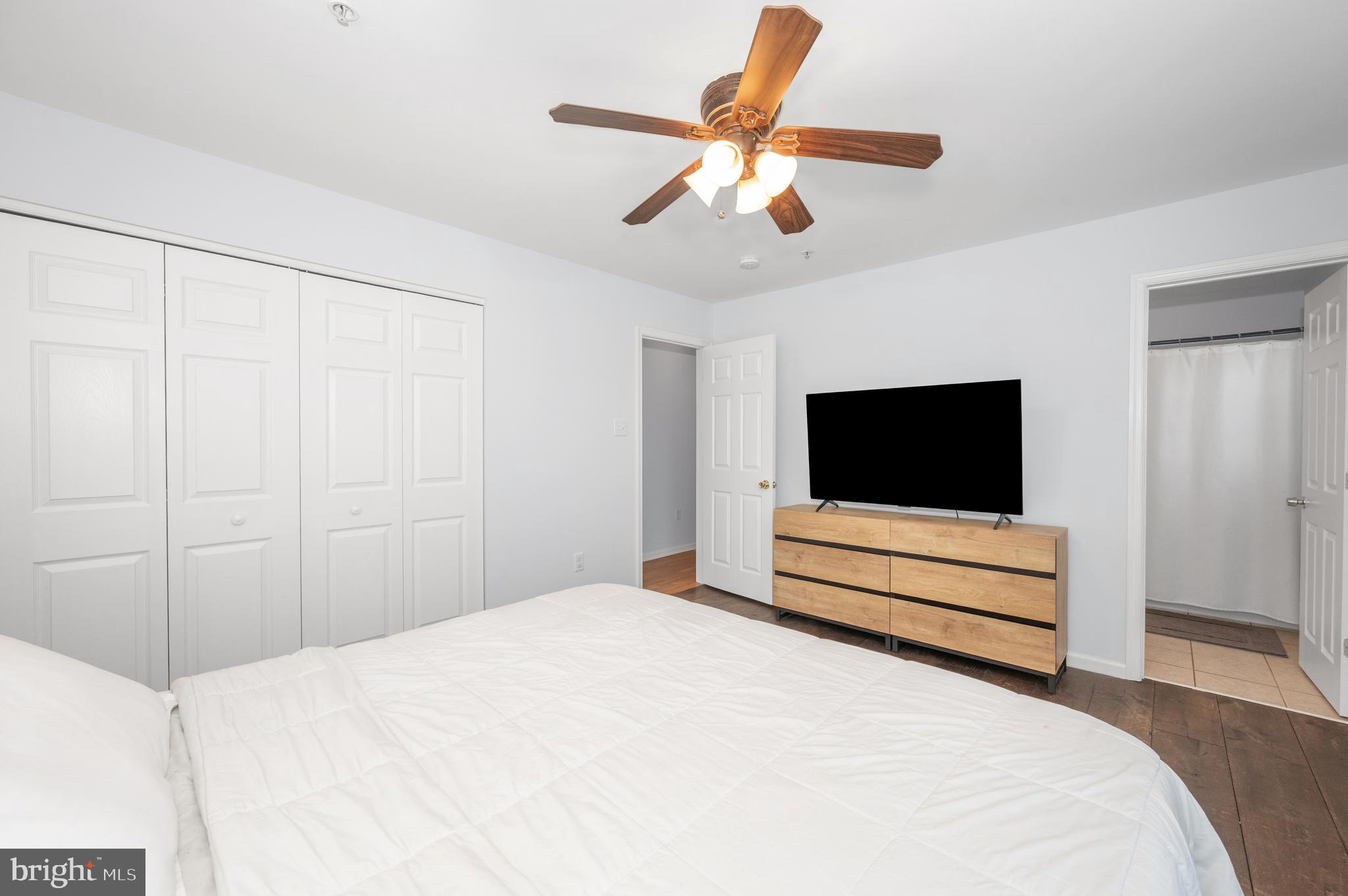 BRUNSWICK - Residential