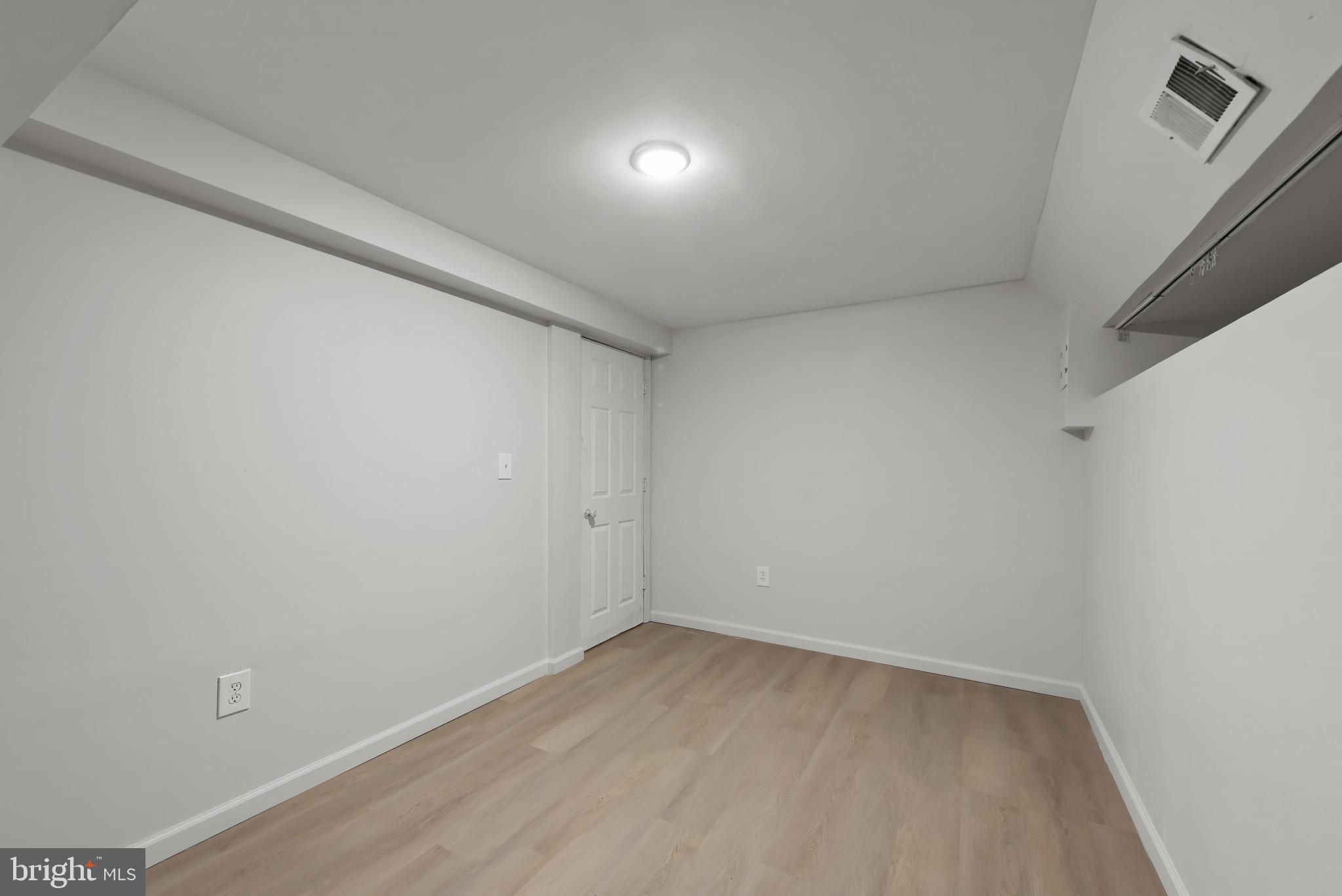 SILVER CREEK - Residential Lease