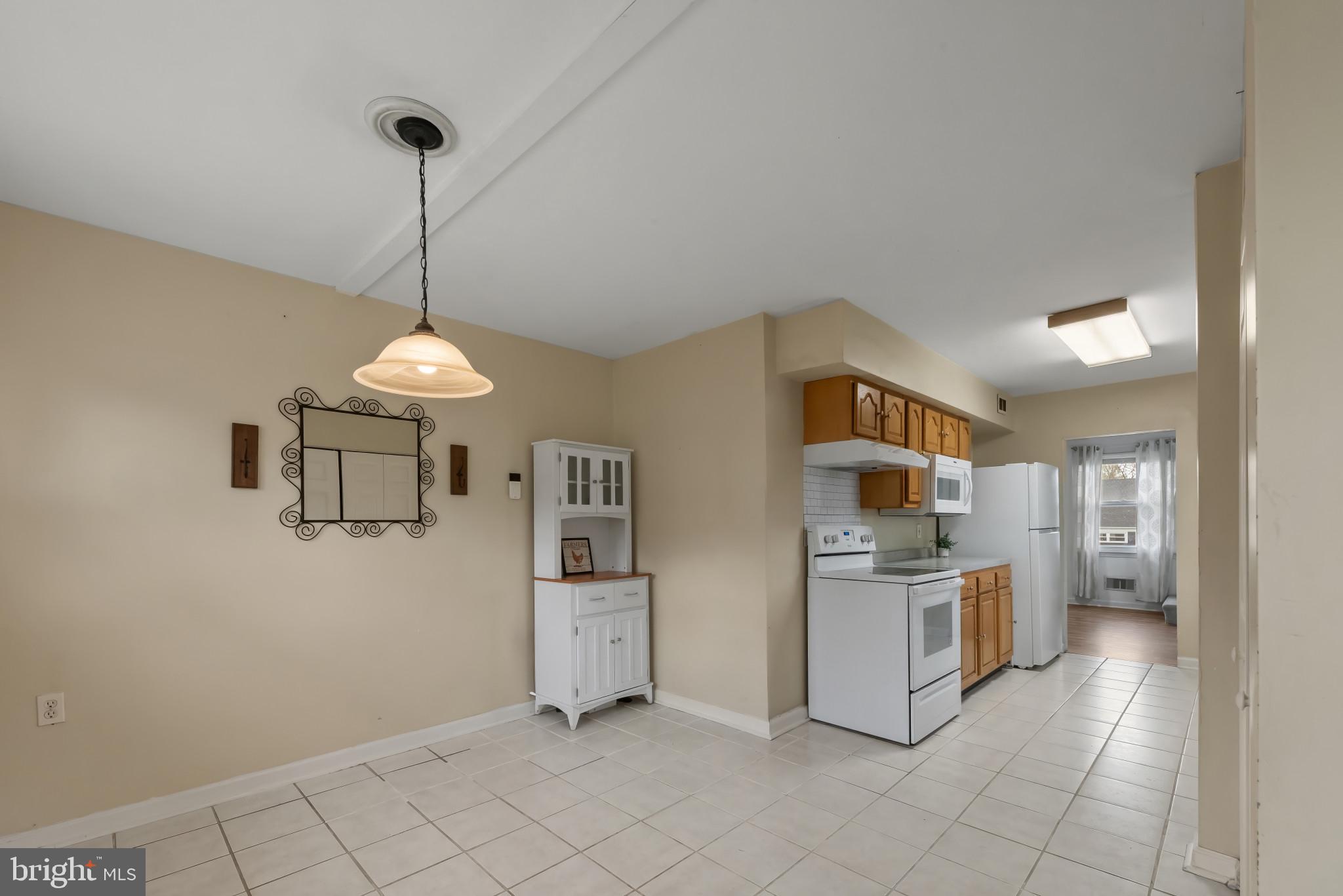 SILVER CREEK - Residential Lease