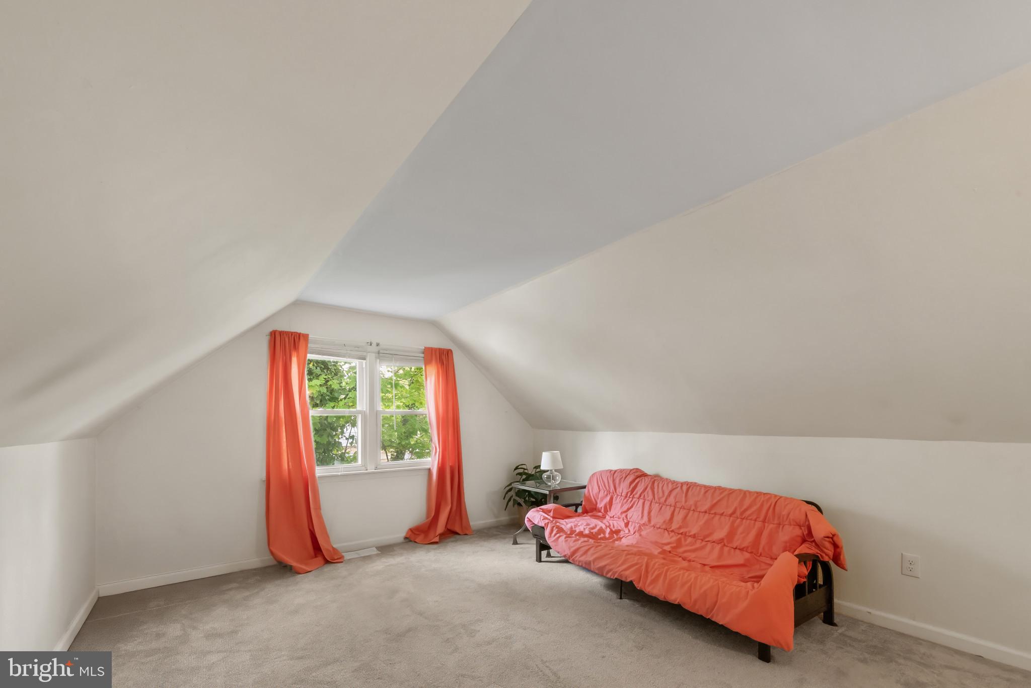 SILVER CREEK - Residential Lease