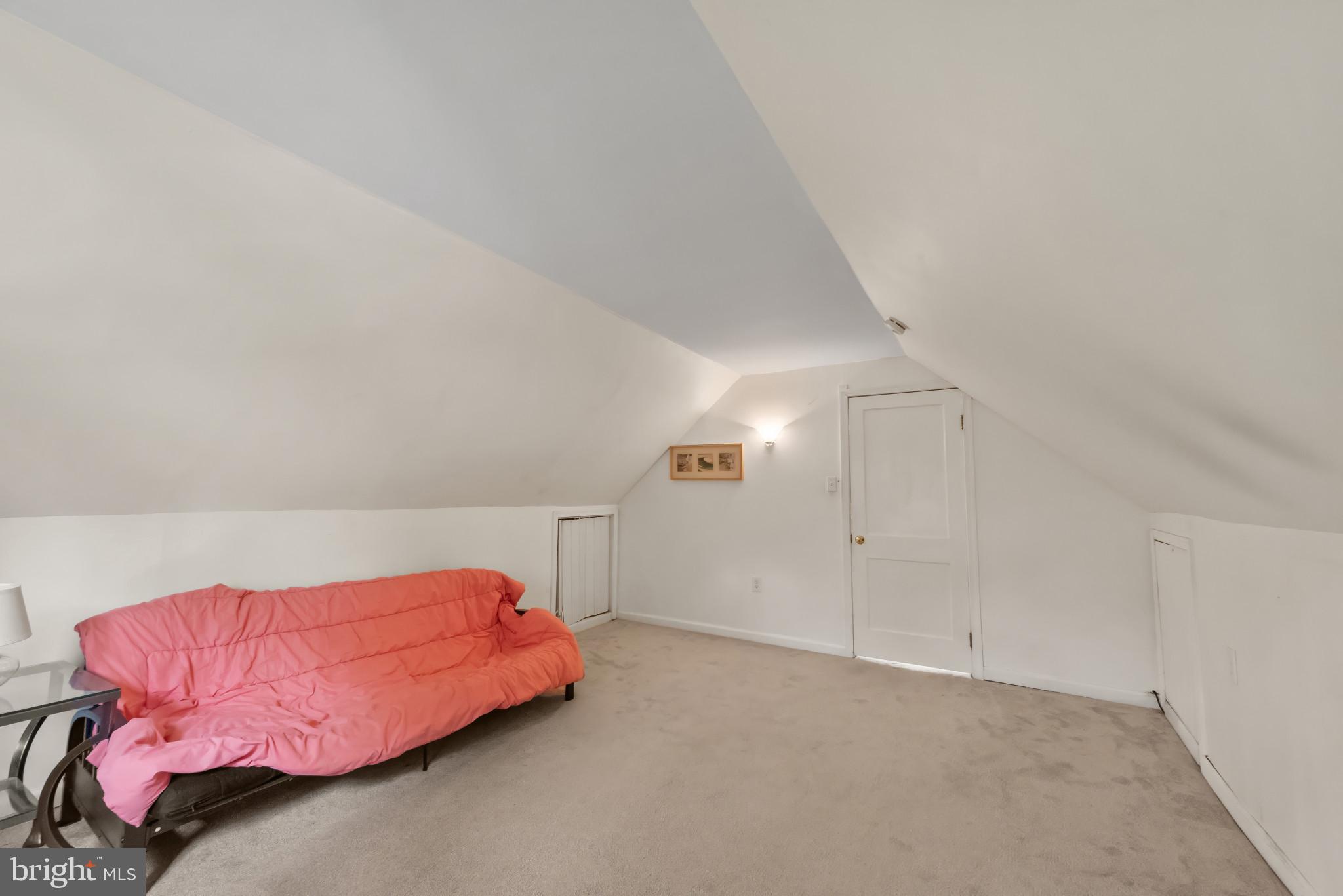 SILVER CREEK - Residential Lease