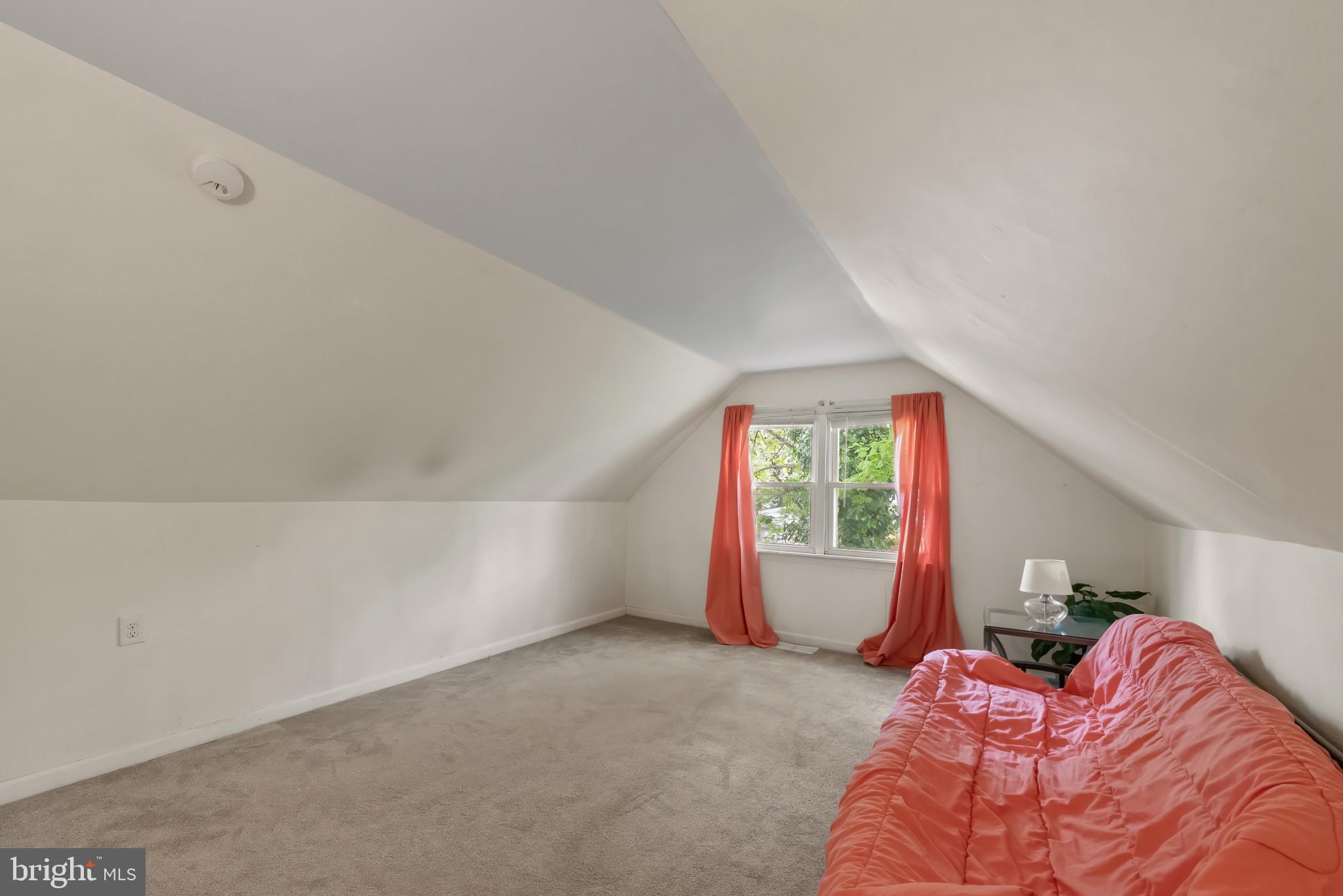 SILVER CREEK - Residential Lease