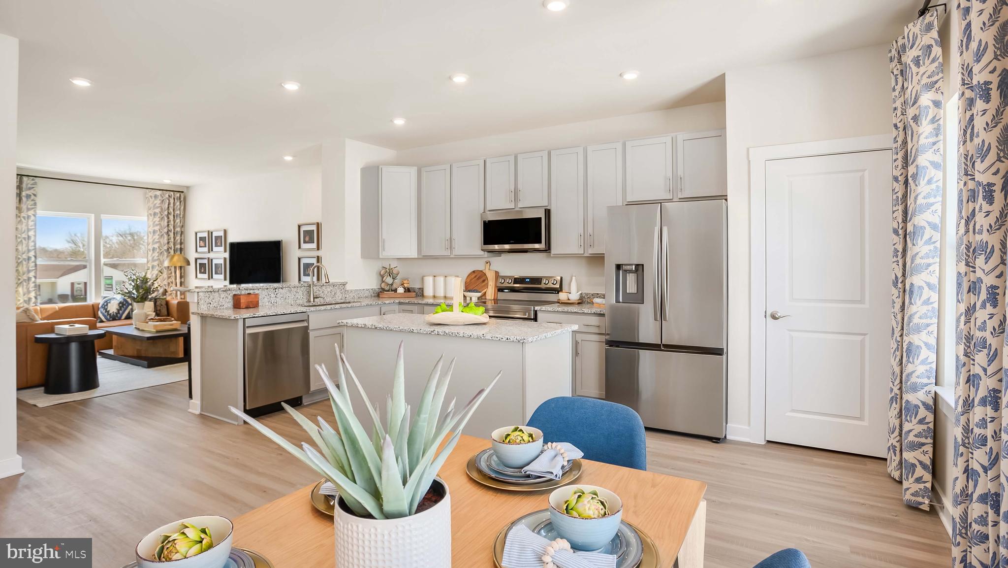 SOUTH BROOK - Residential