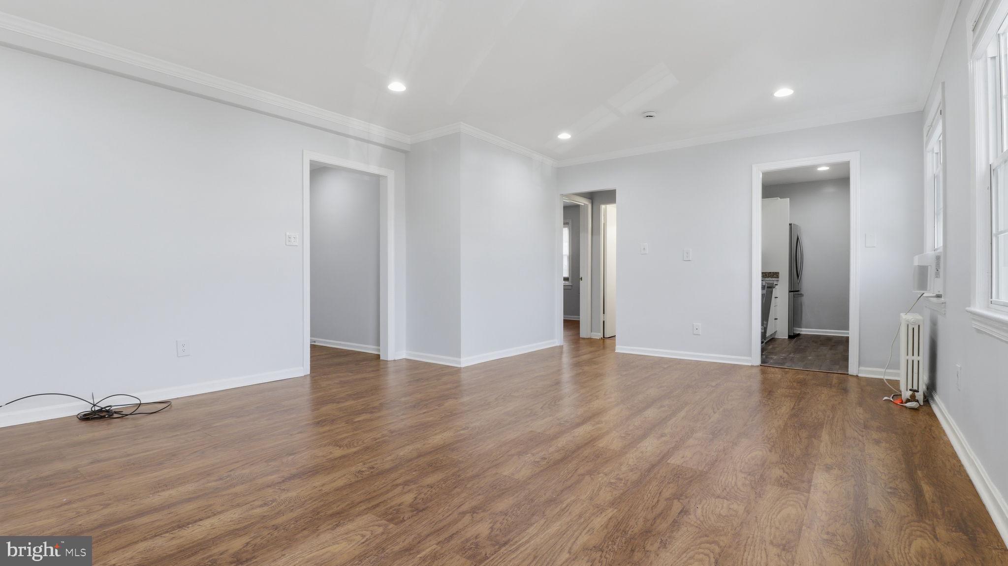 FREDERICK COURTS - Residential Lease