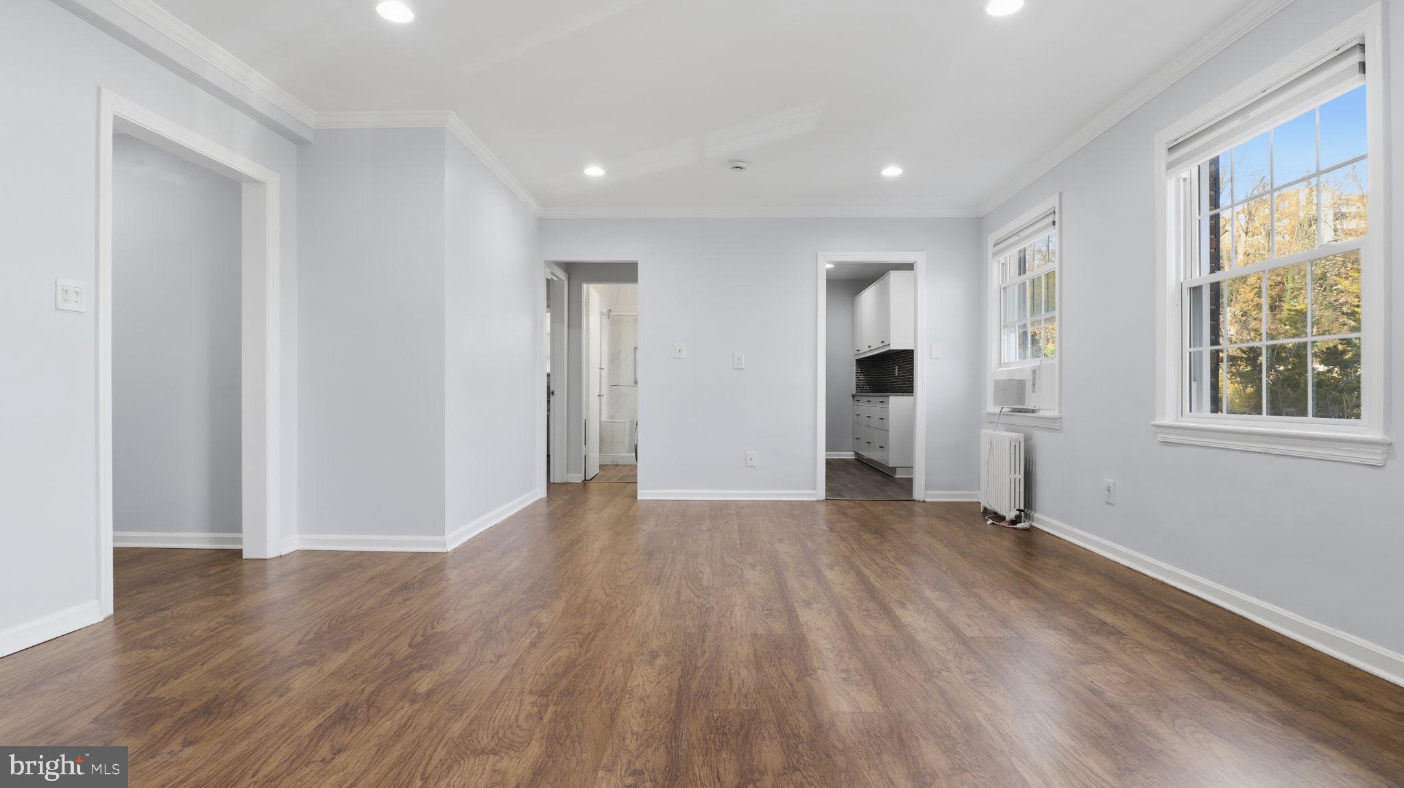 FREDERICK COURTS - Residential Lease