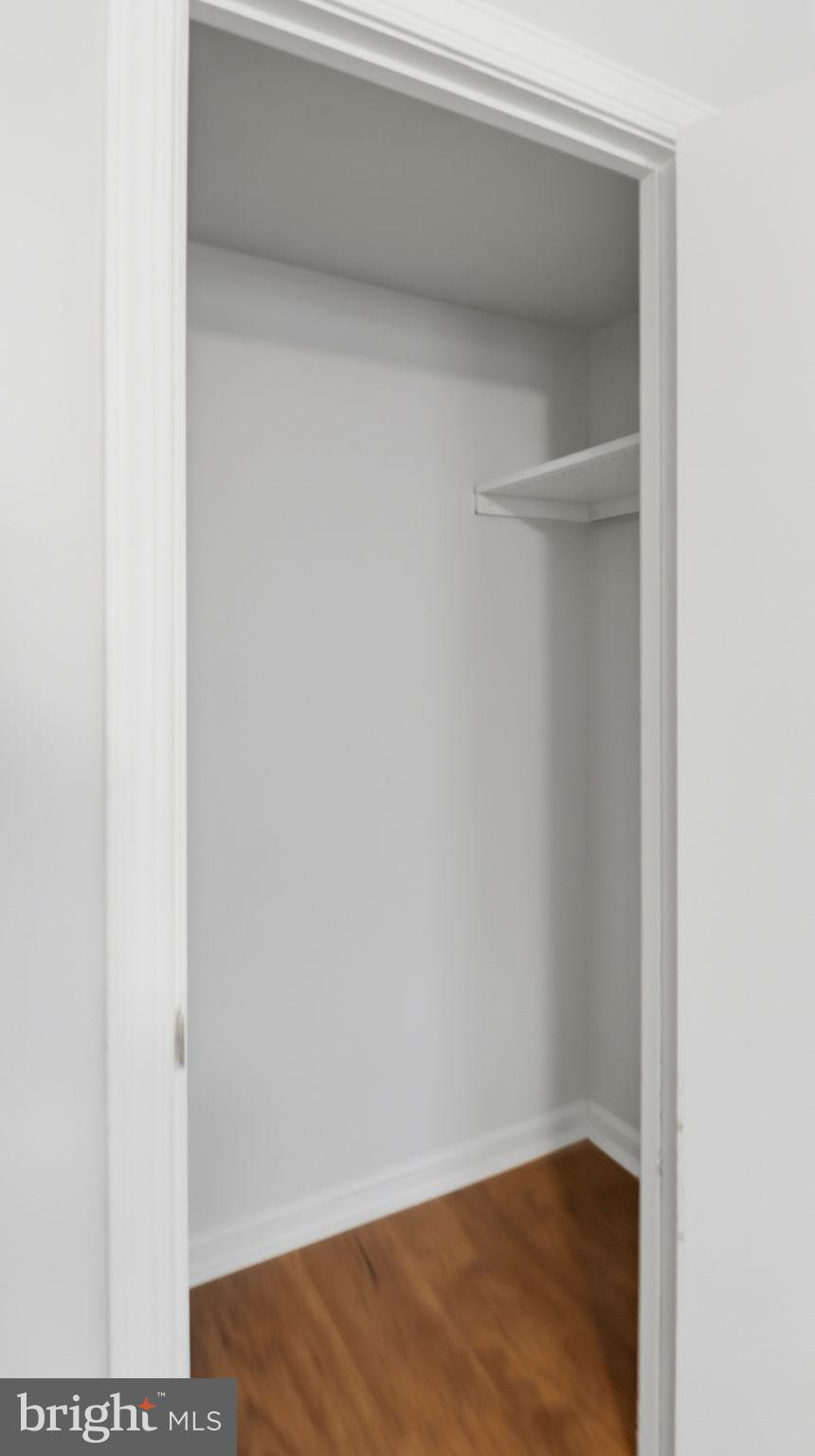 FREDERICK COURTS - Residential Lease