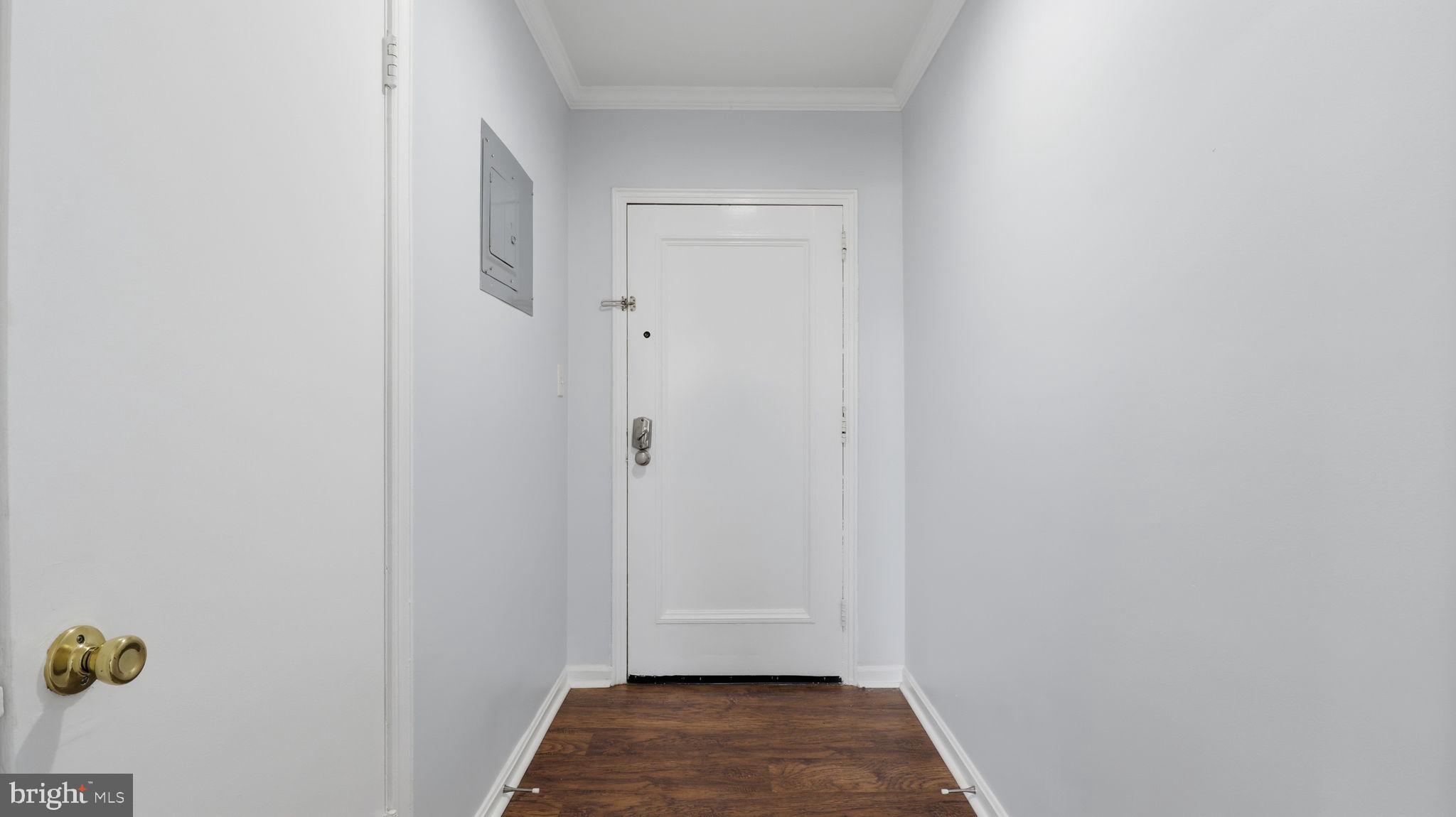 5100 COLUMBIA PIKE 1