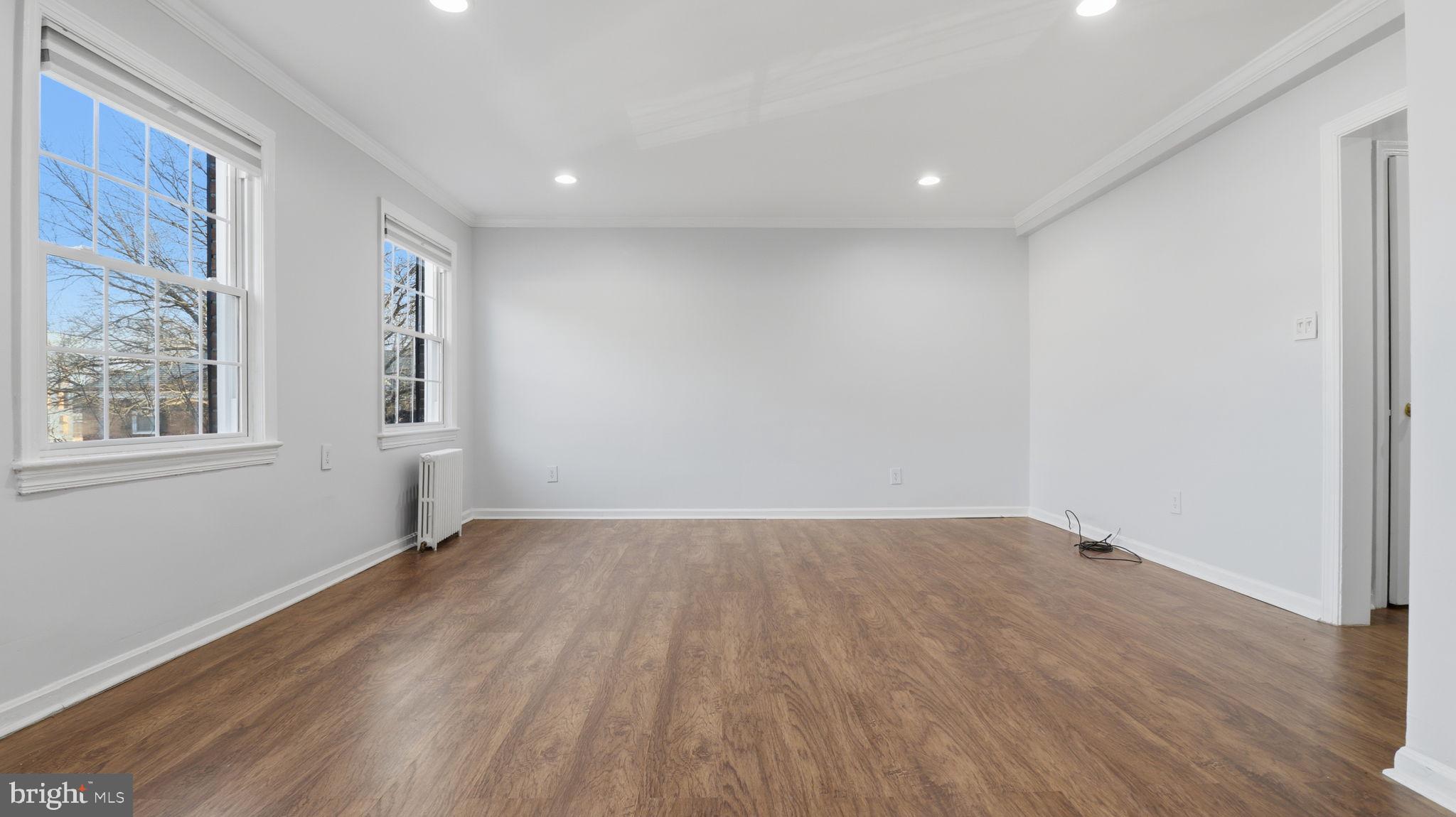 FREDERICK COURTS - Residential Lease