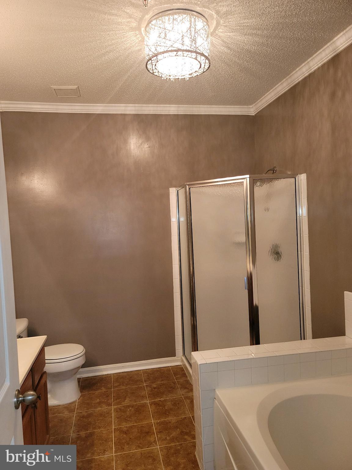 DEVON COURT - Residential