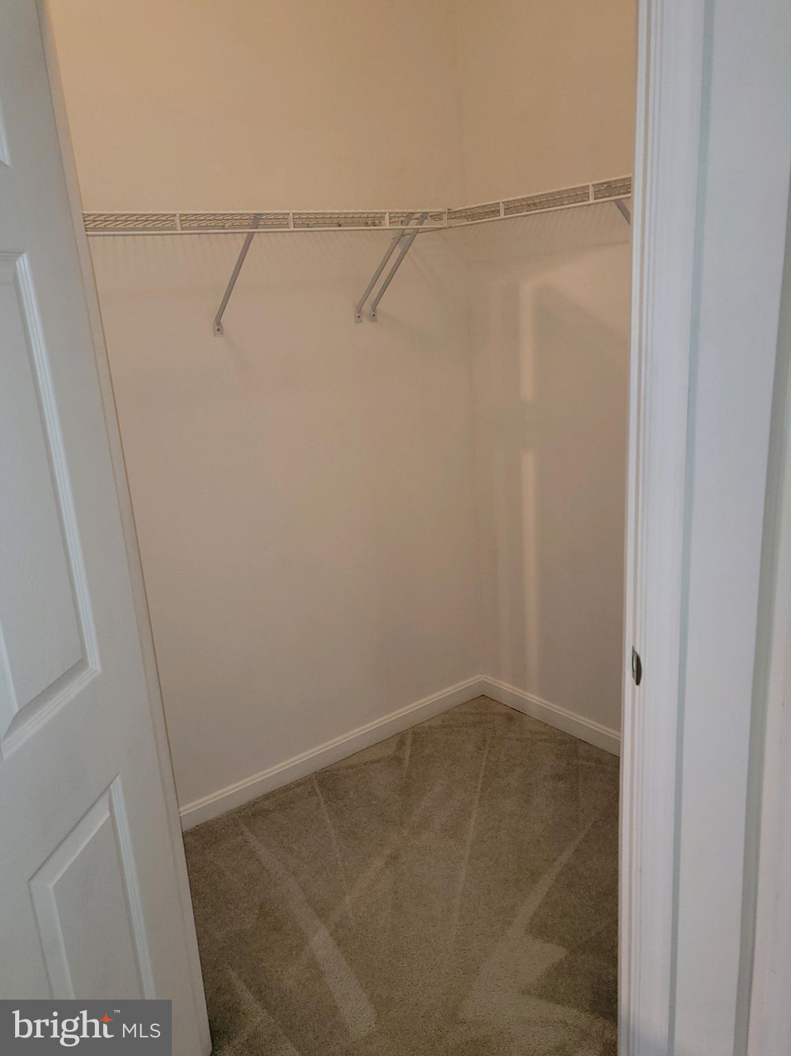 DEVON COURT - Residential