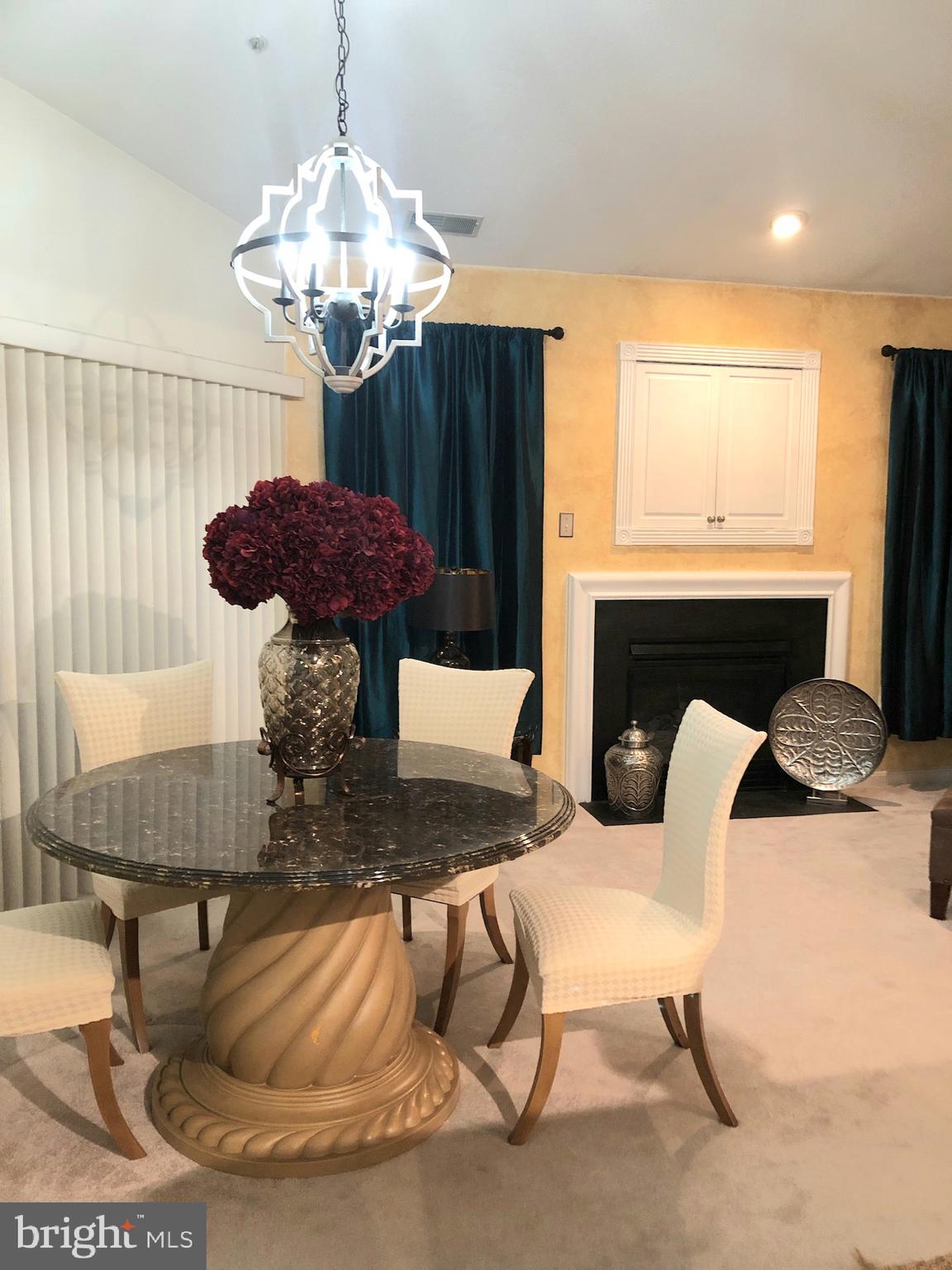 DEVON COURT - Residential