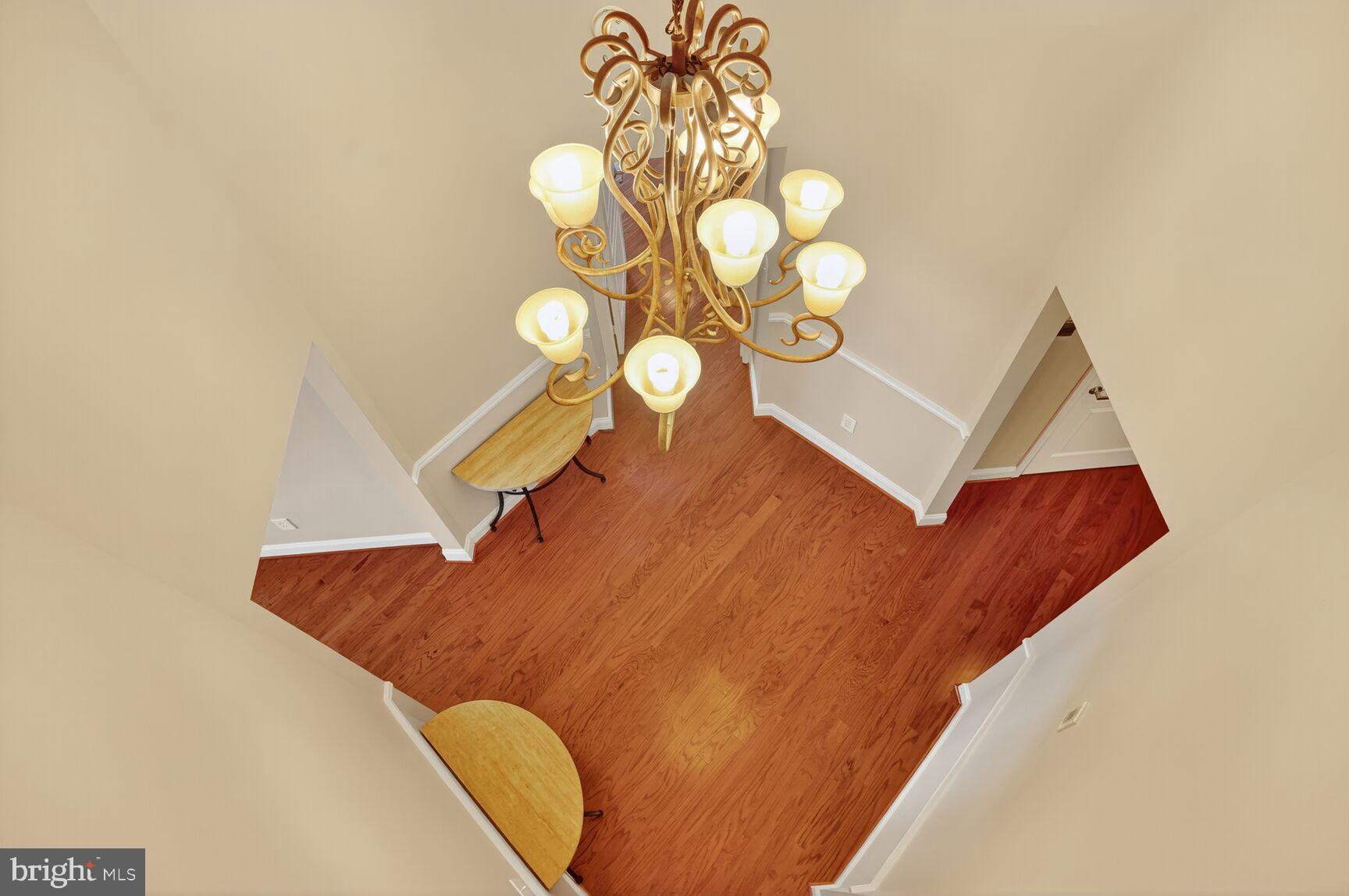 SAVOY AT RESTON TOWN CENTER - Residential