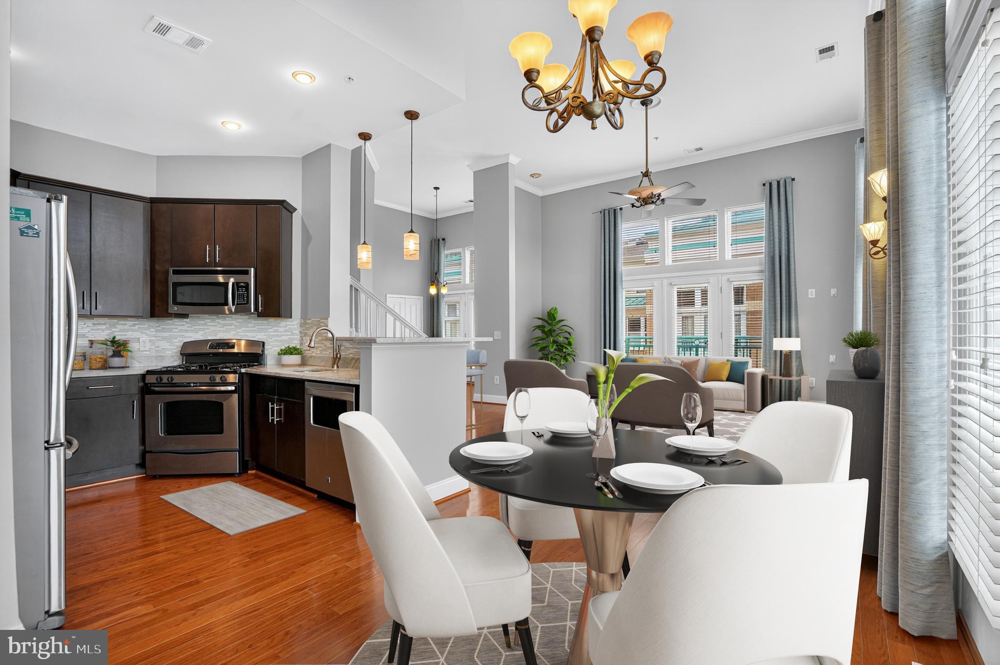 SAVOY AT RESTON TOWN CENTER - Residential