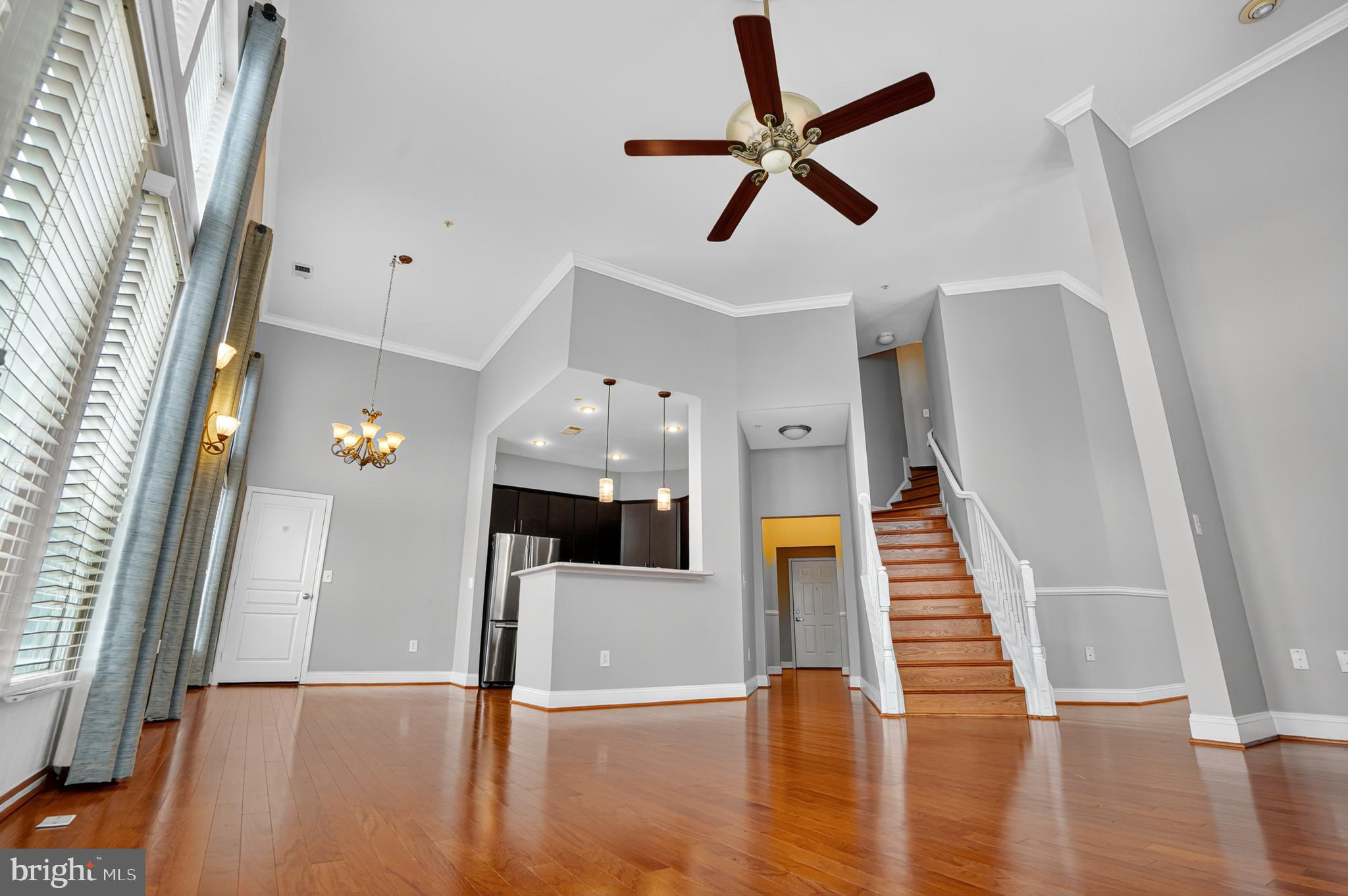 SAVOY AT RESTON TOWN CENTER - Residential