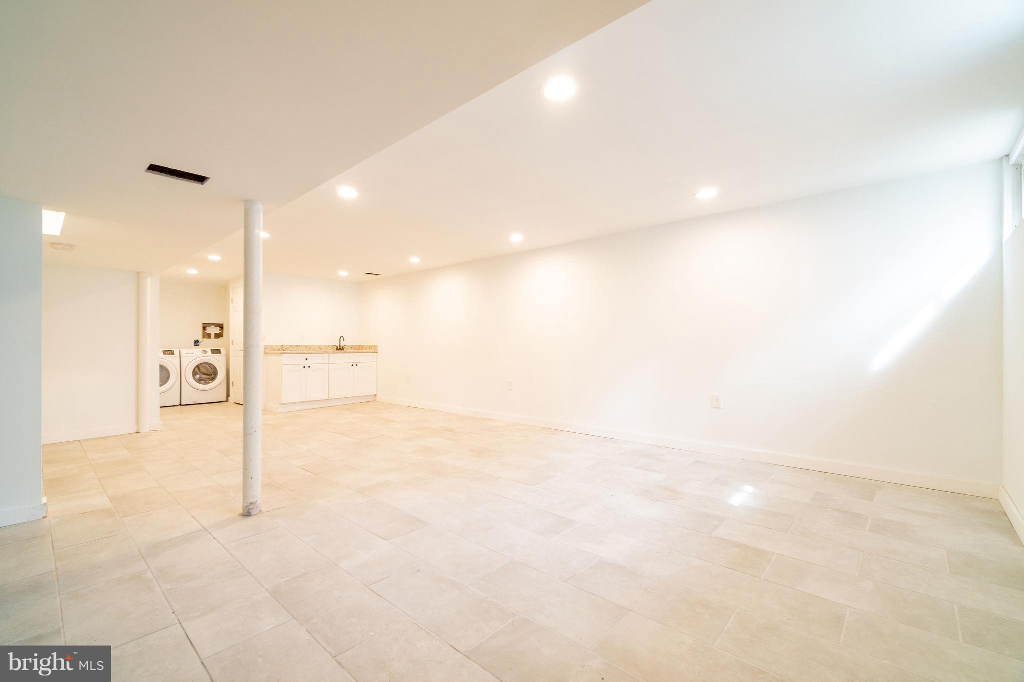 BEACON HEIGHTS - Residential