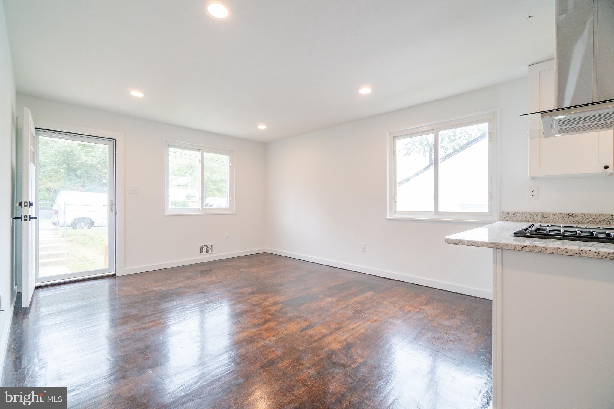 BEACON HEIGHTS - Residential