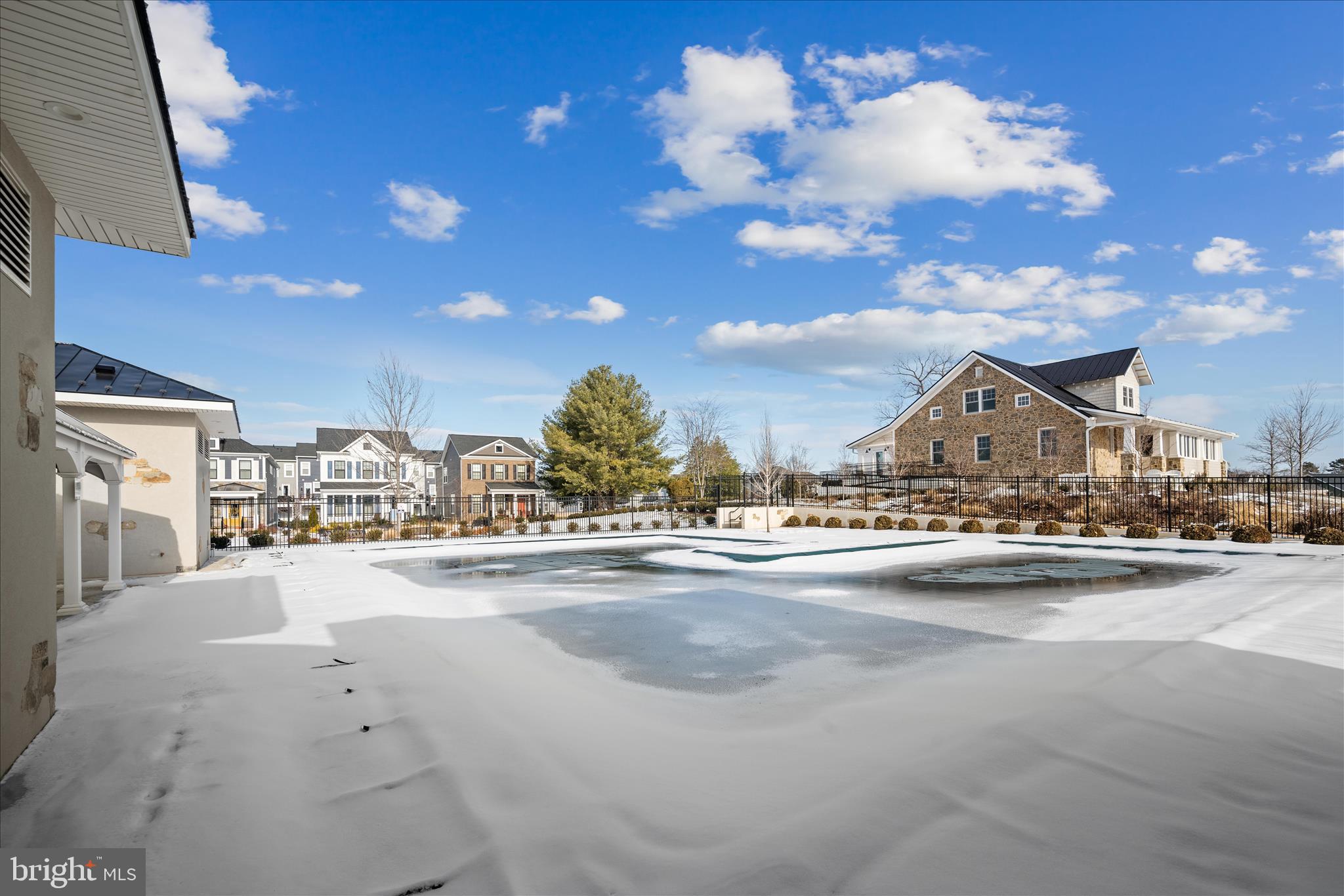 HERITAGE AT MARSHALL - Residential