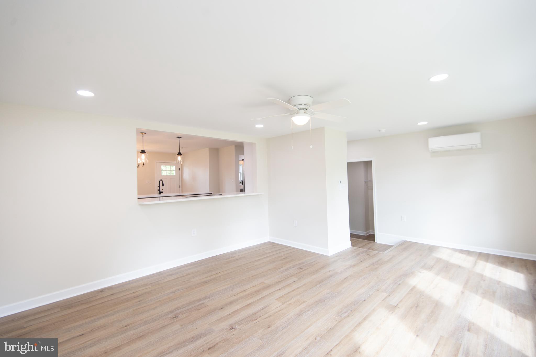 EASTON - Residential