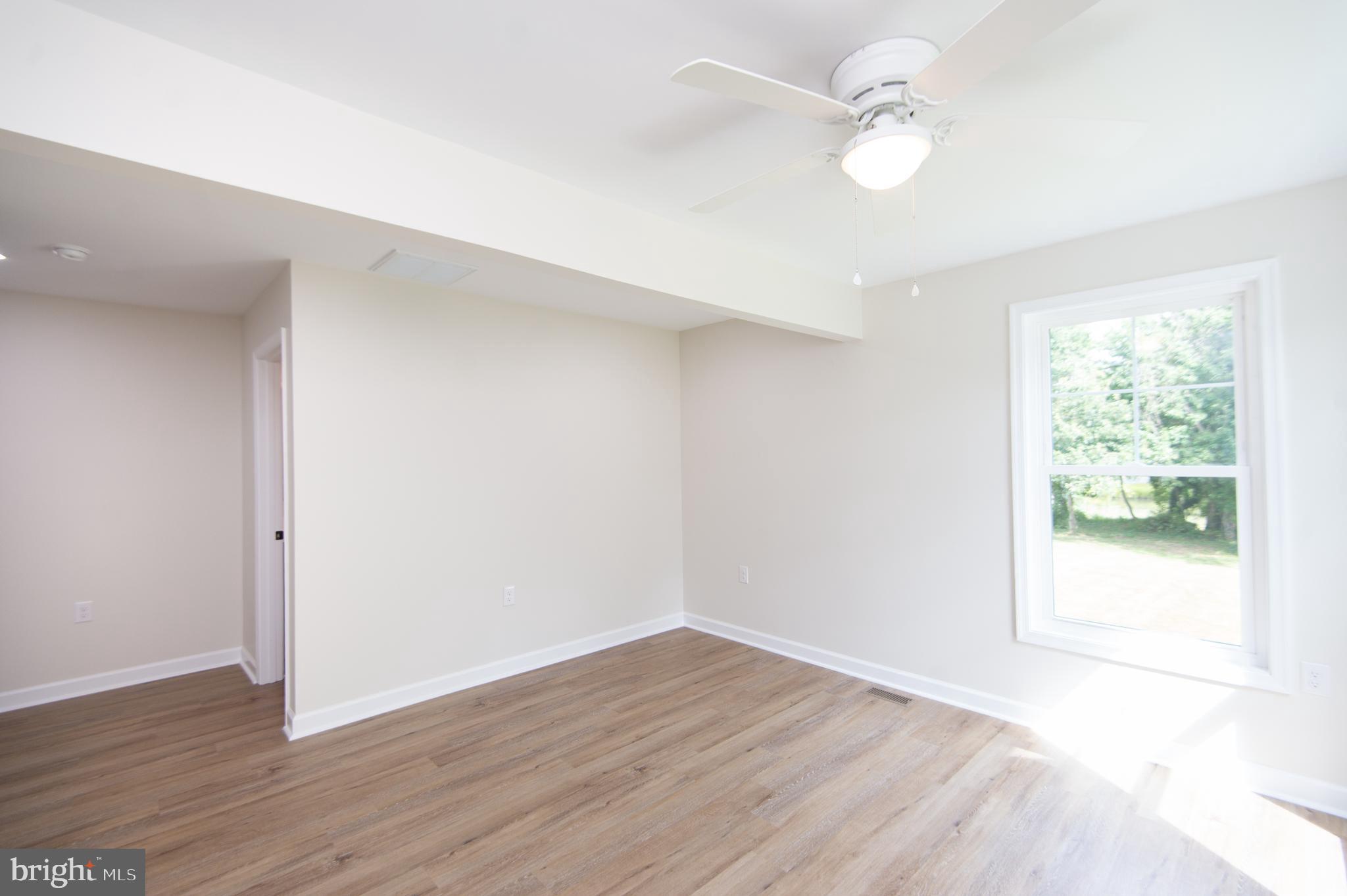 EASTON - Residential