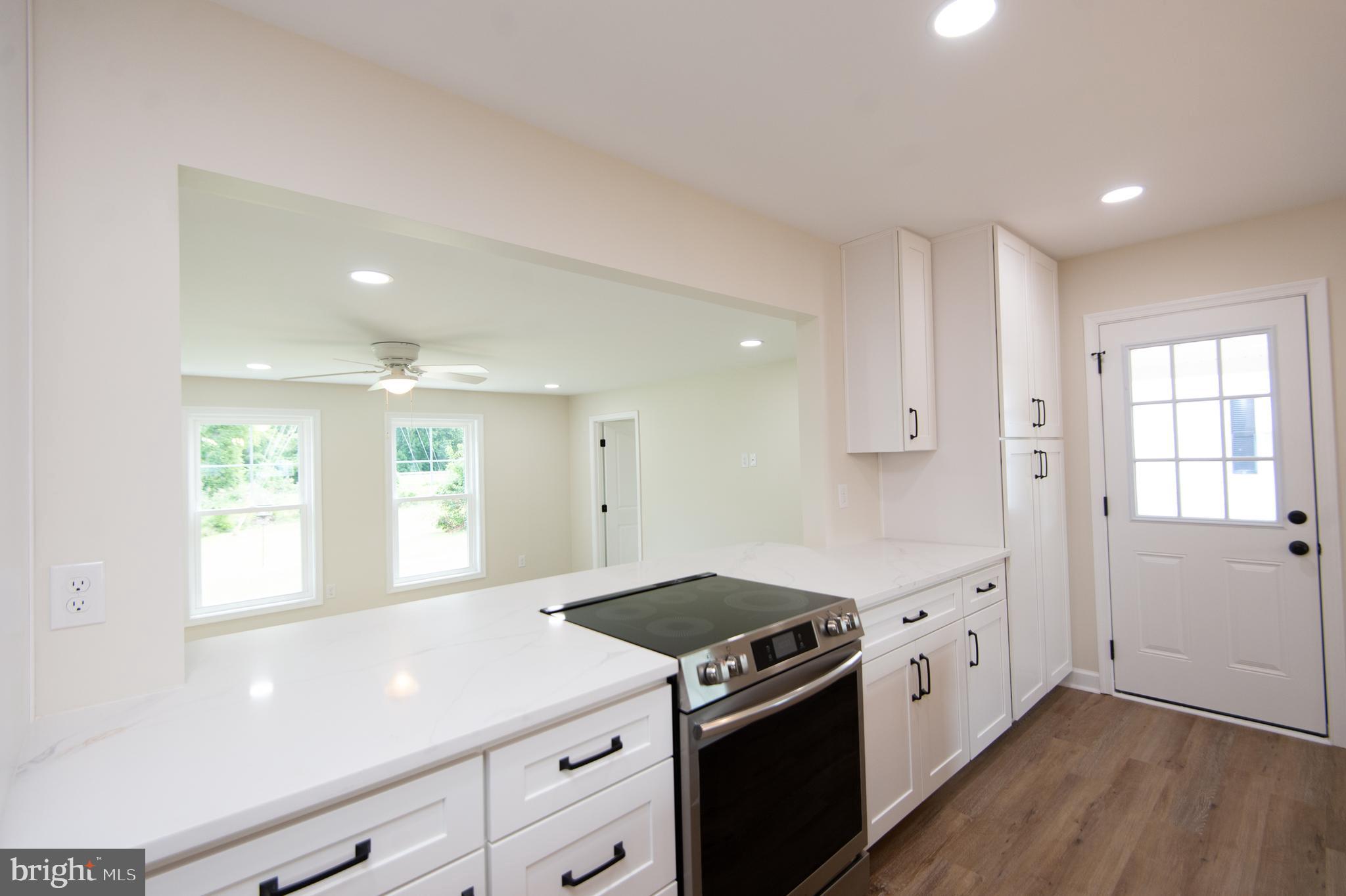 EASTON - Residential