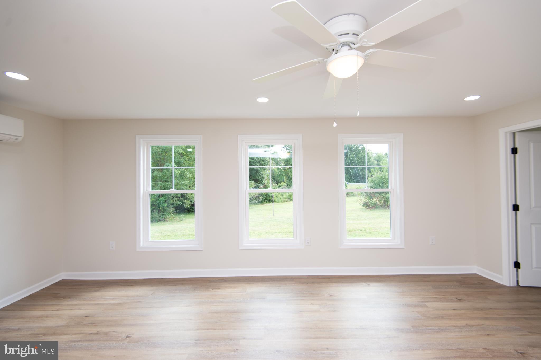 EASTON - Residential