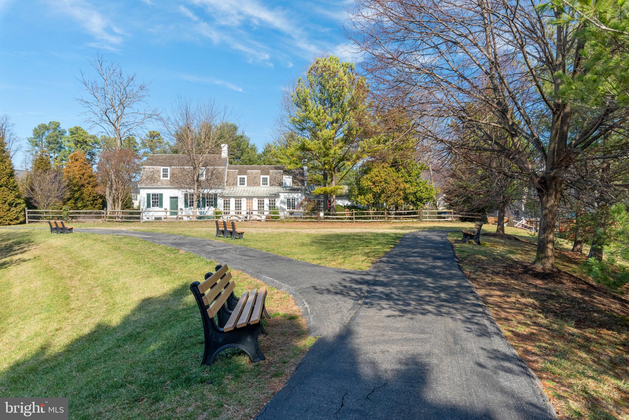 WINDGATE CONDO - Residential