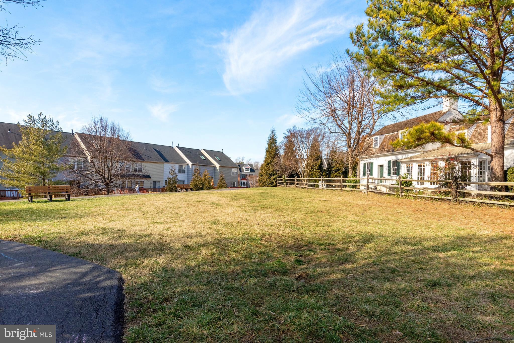 WINDGATE CONDO - Residential