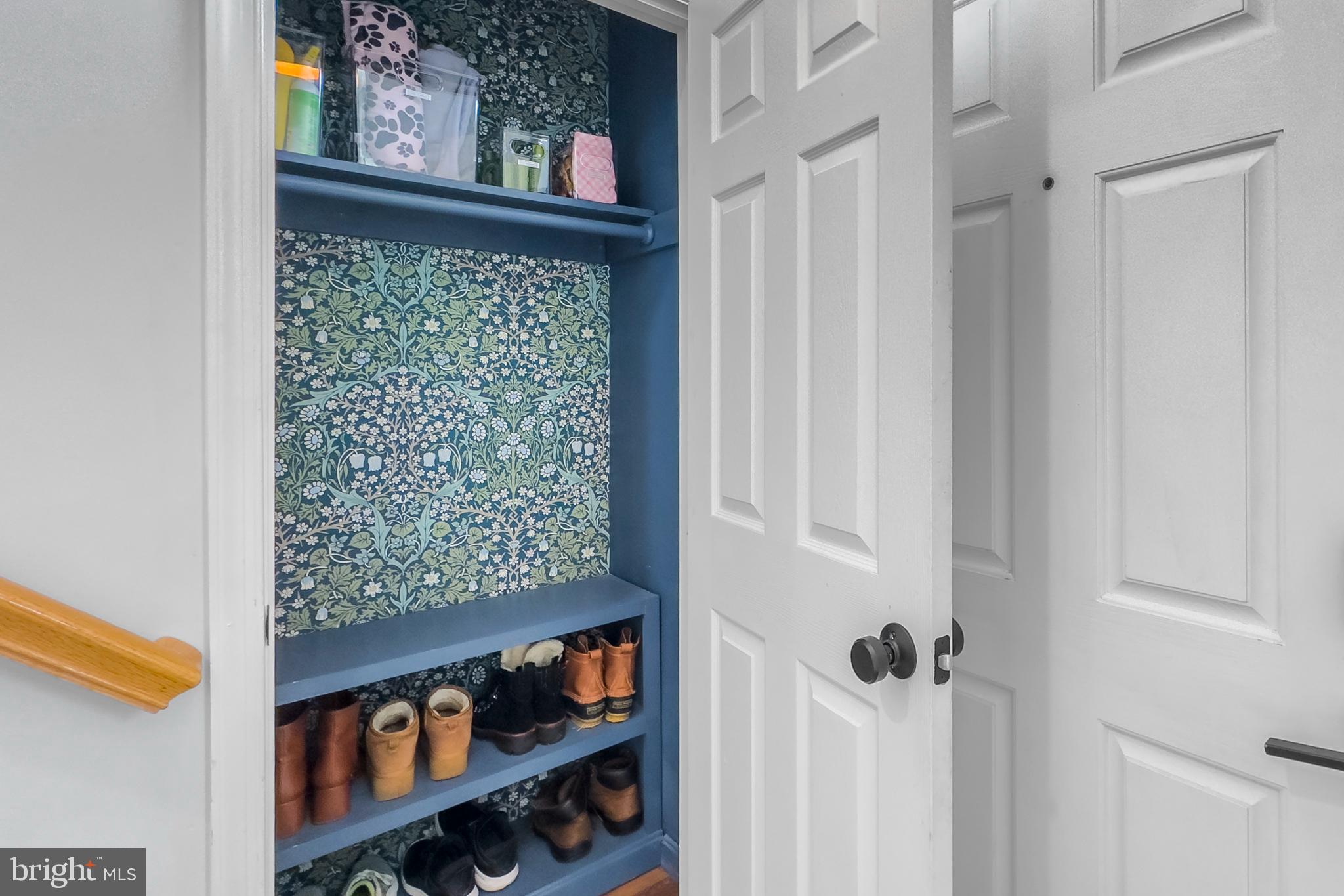 WINDGATE CONDO - Residential