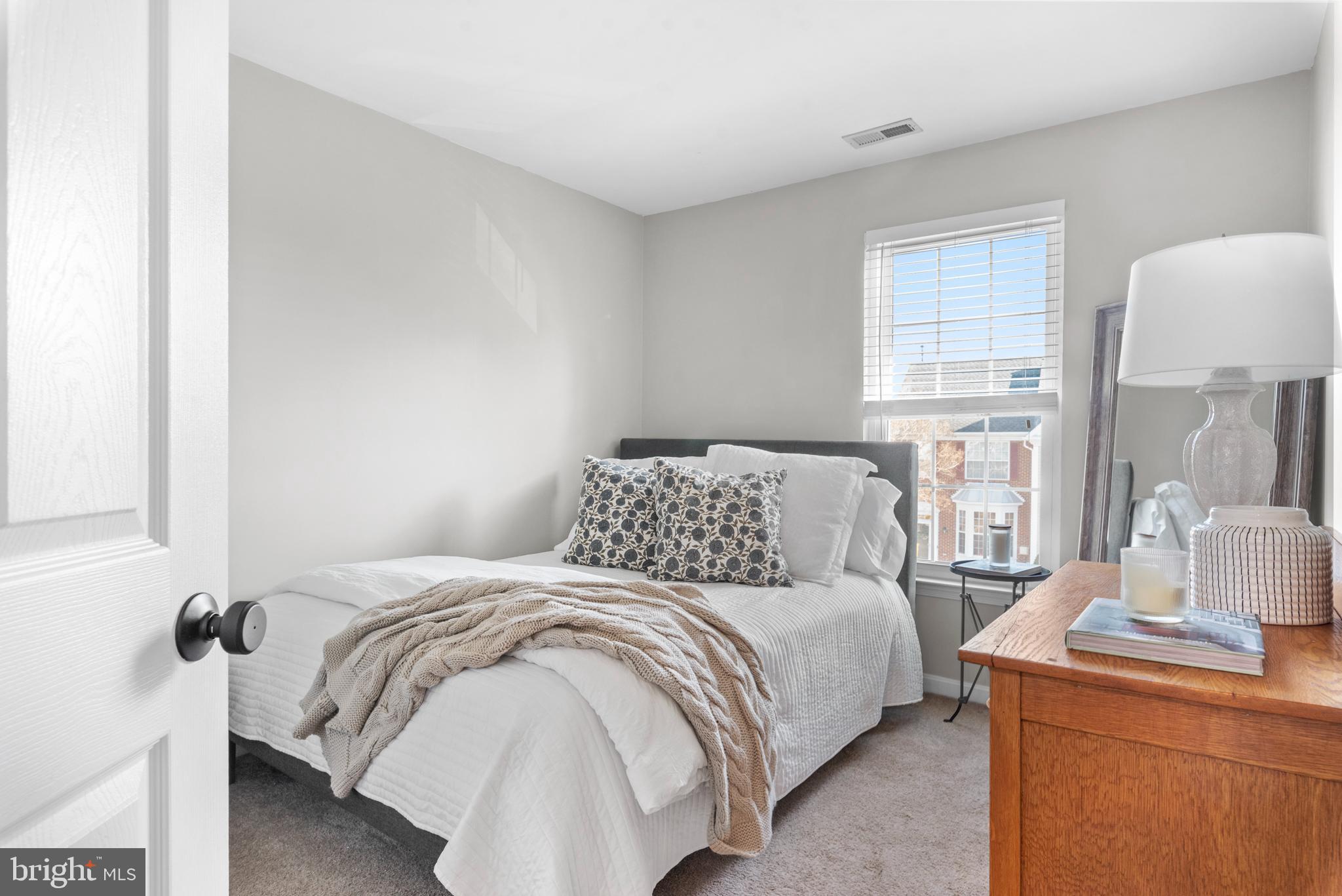 WINDGATE CONDO - Residential