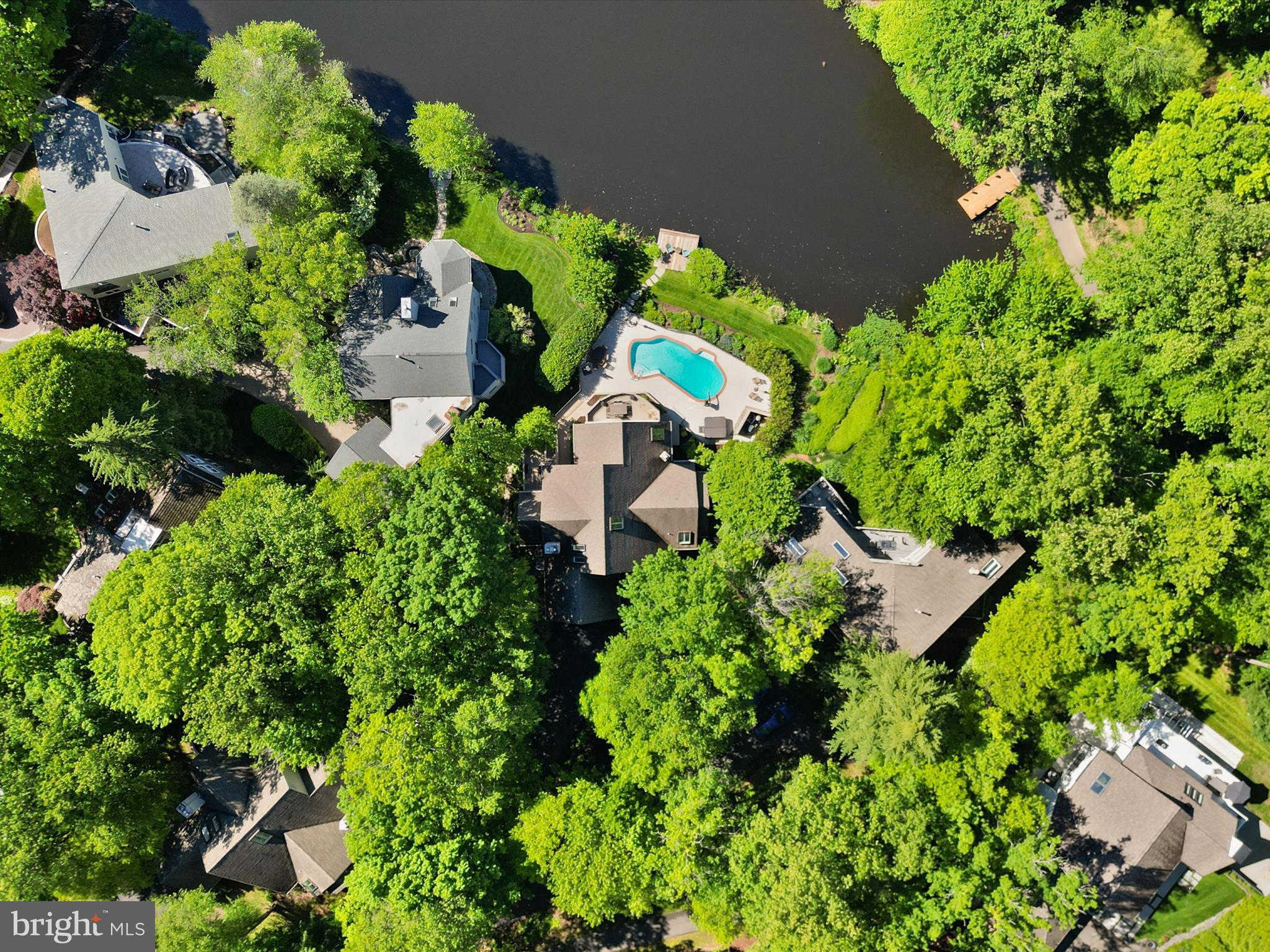 RESTON - Residential