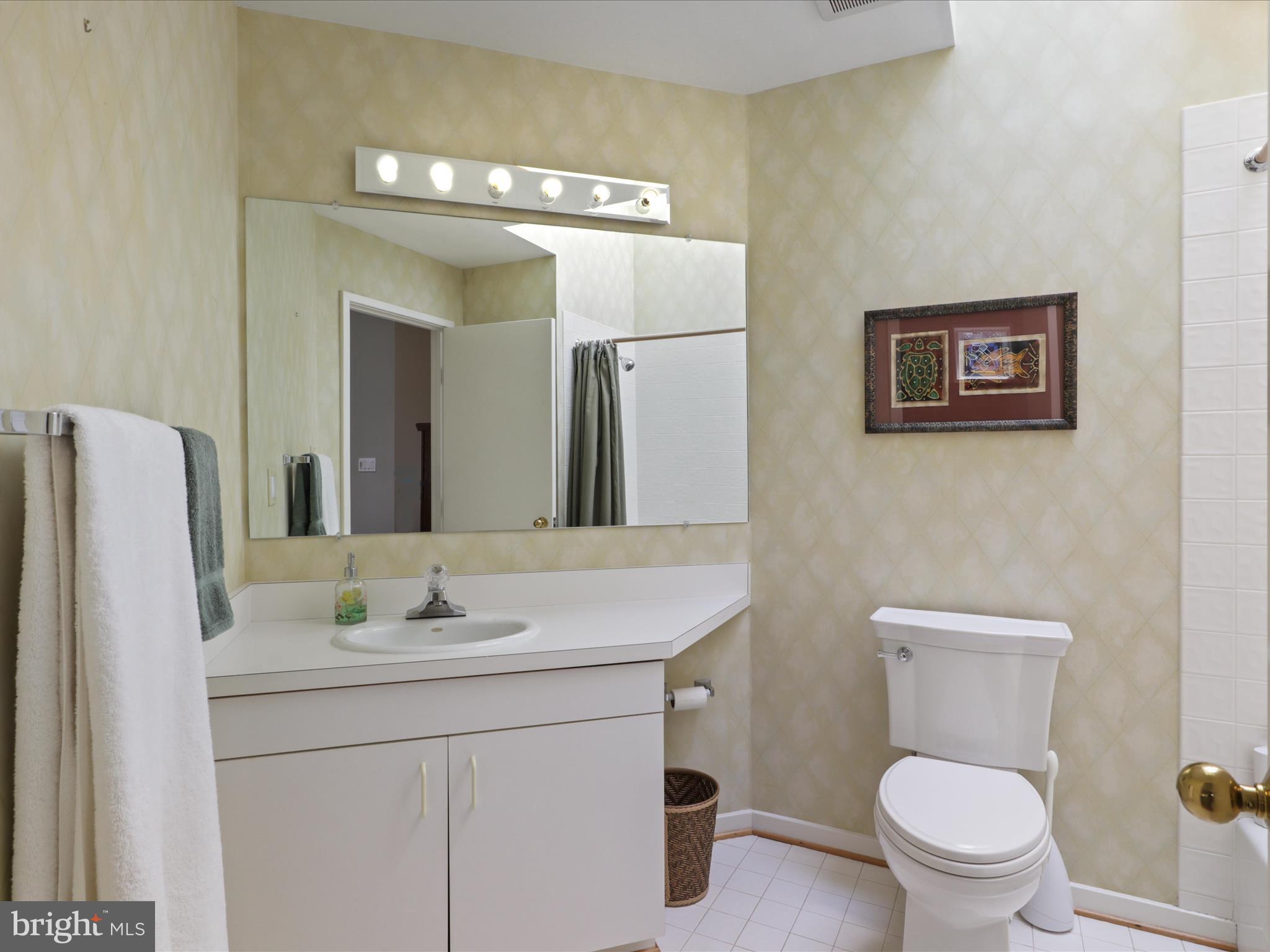 RESTON - Residential